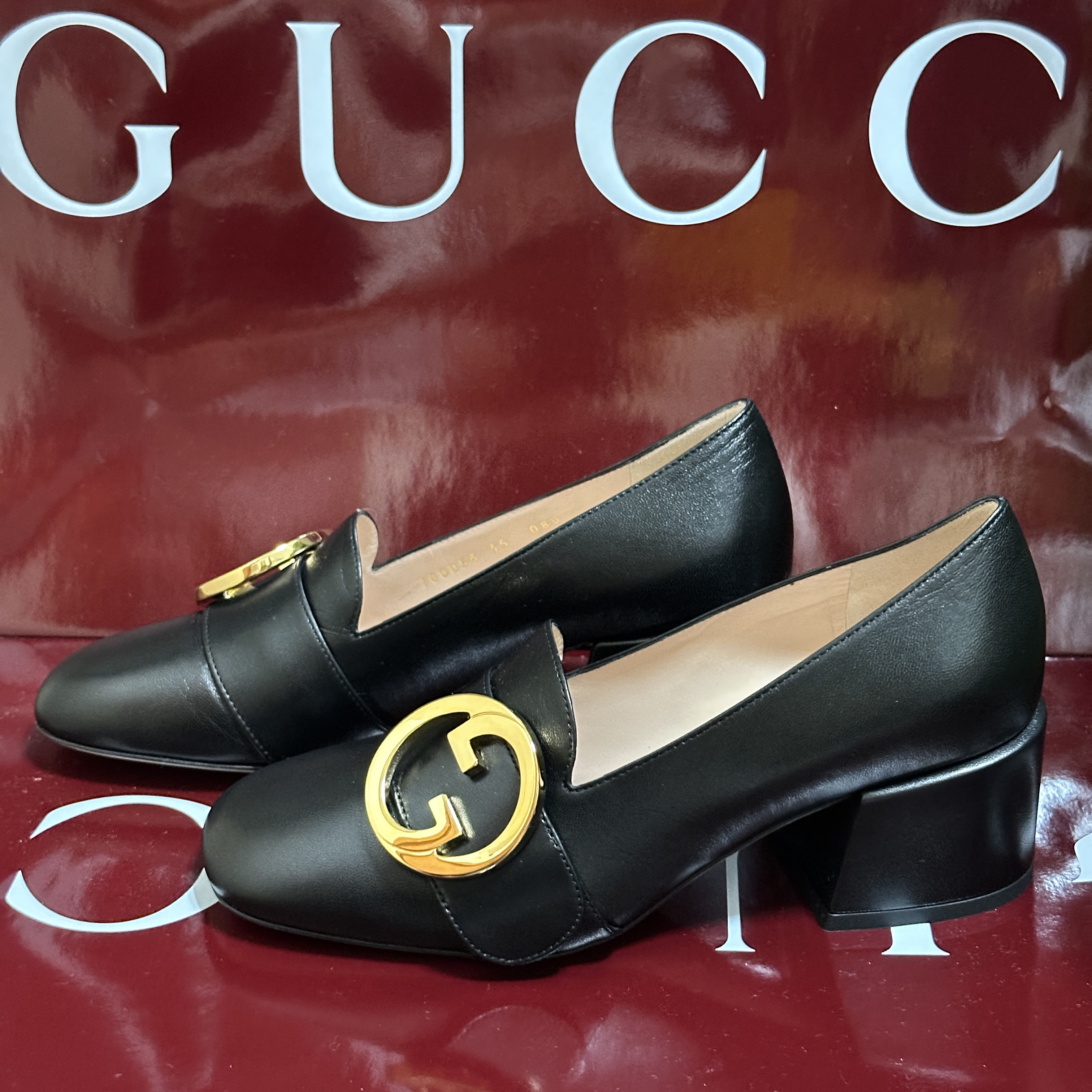 (W) Gucci Blondie Mid-Heel Pump Black Leather 착용 스타일