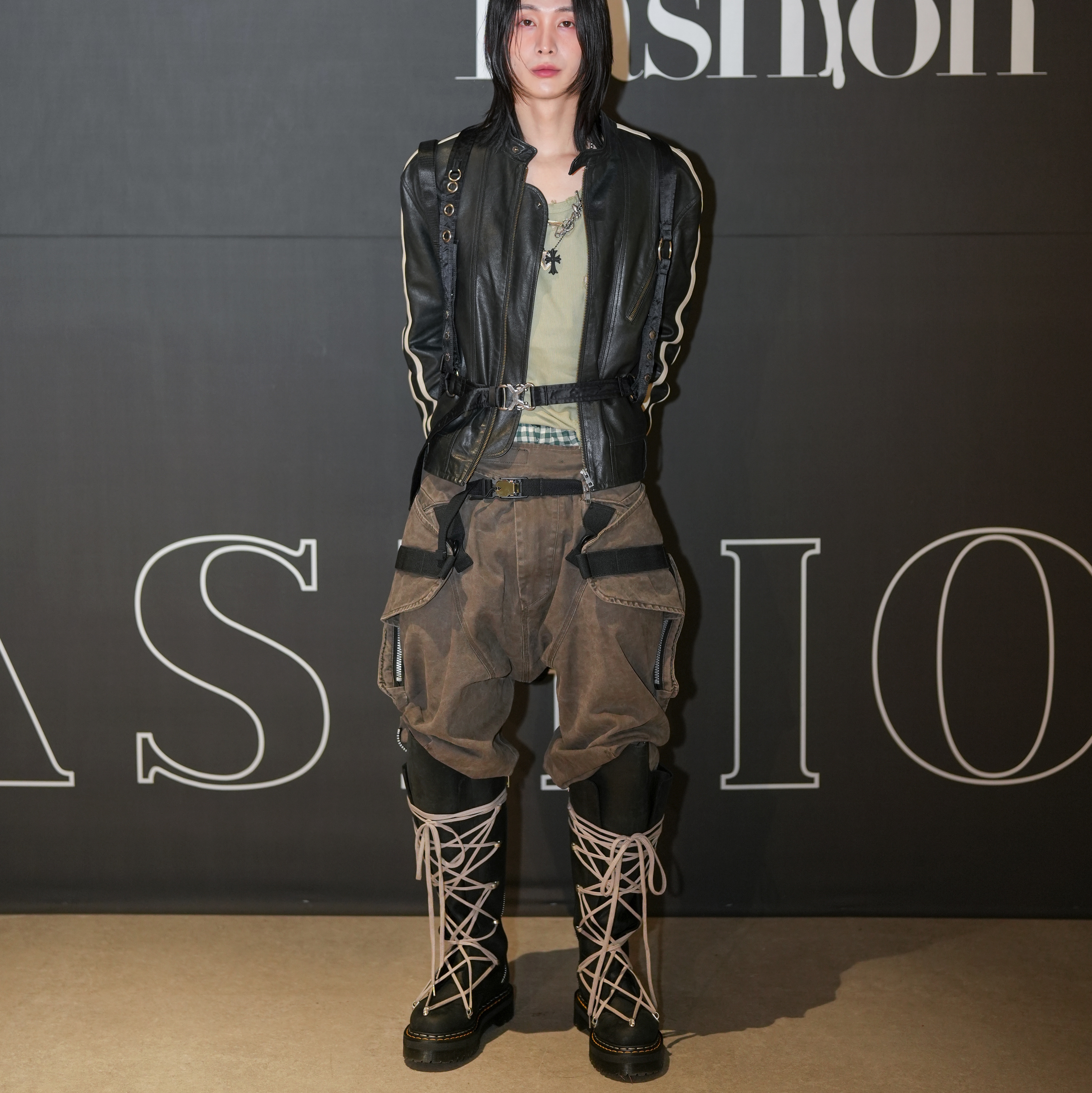 Dr. Martens x Rick Owens 1B60 Quad Sole Pentalace Boots Black 착용 스타일