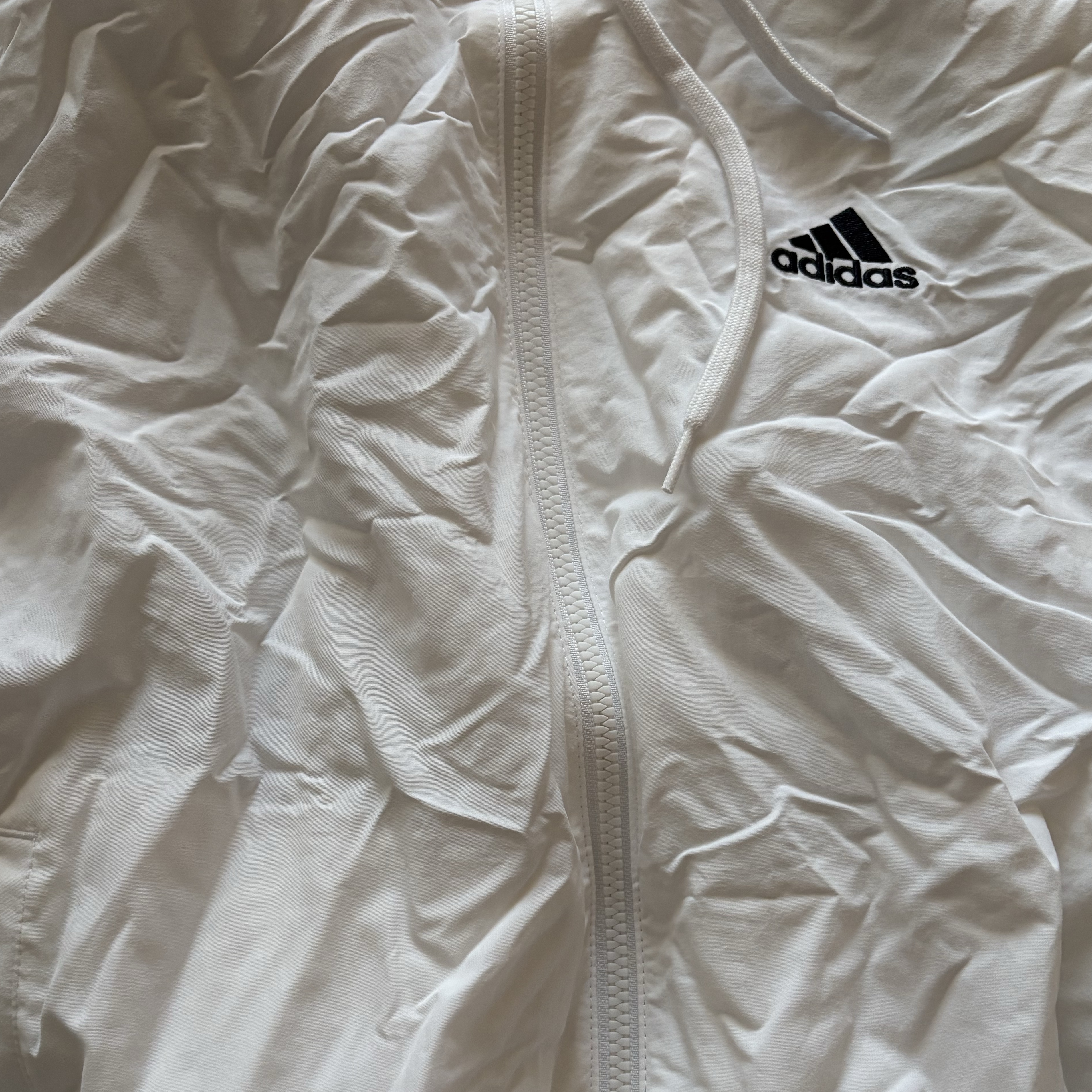 (W) Adidas Essential 3-Stripes Woven Windbreaker Jacket White - KR Sizing 착용 스타일