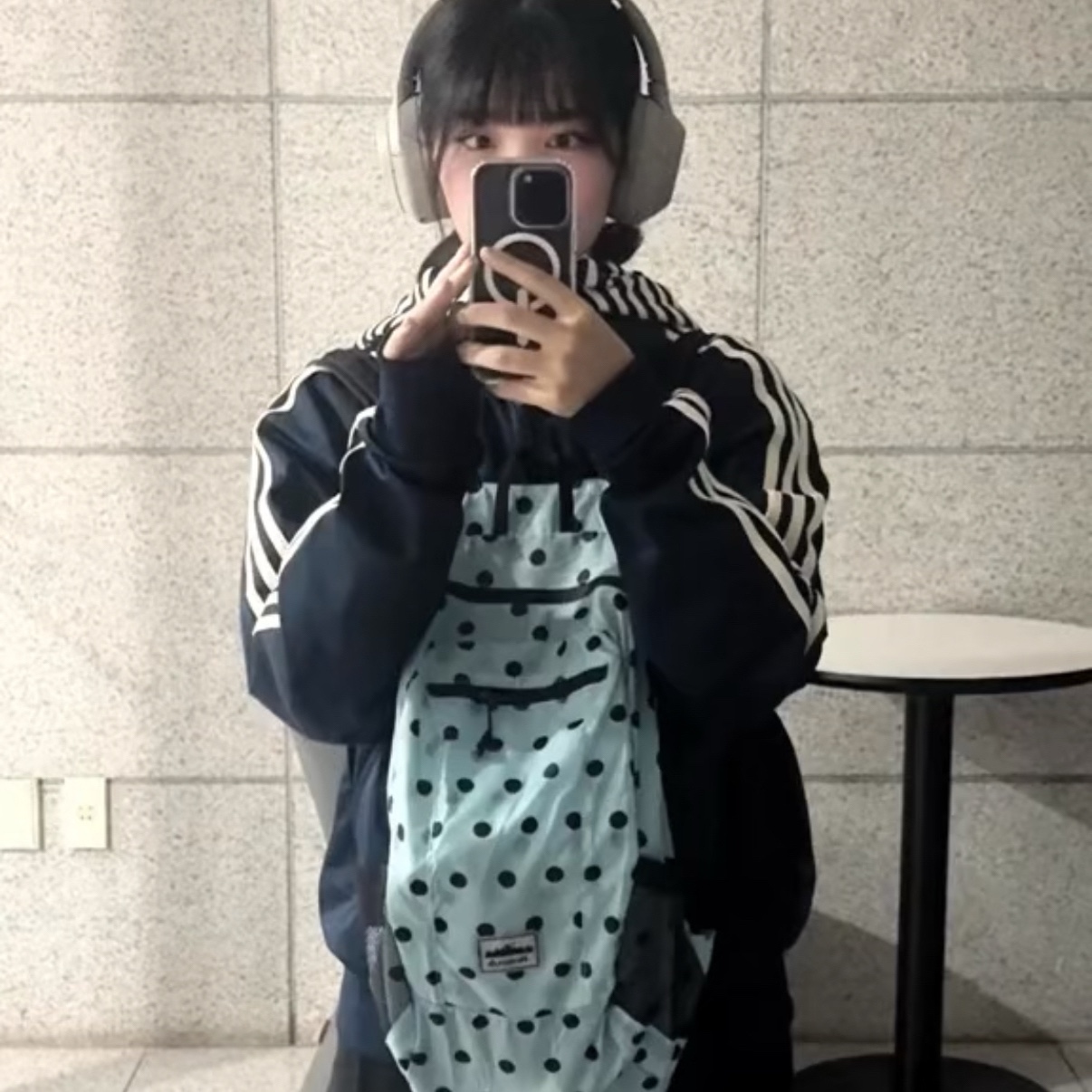 Adidas x Oasis Tour Firebird Track Top Night Indigo - KR Sizing 착용 스타일 - 1