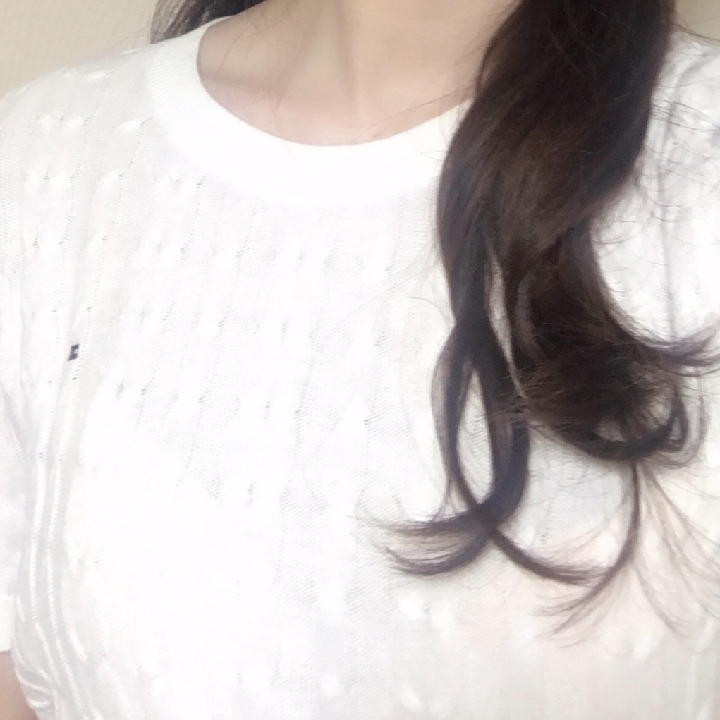 (W) Tommy Hilfiger Cable Knit Short Sleeve Sweater Black 착용 스타일