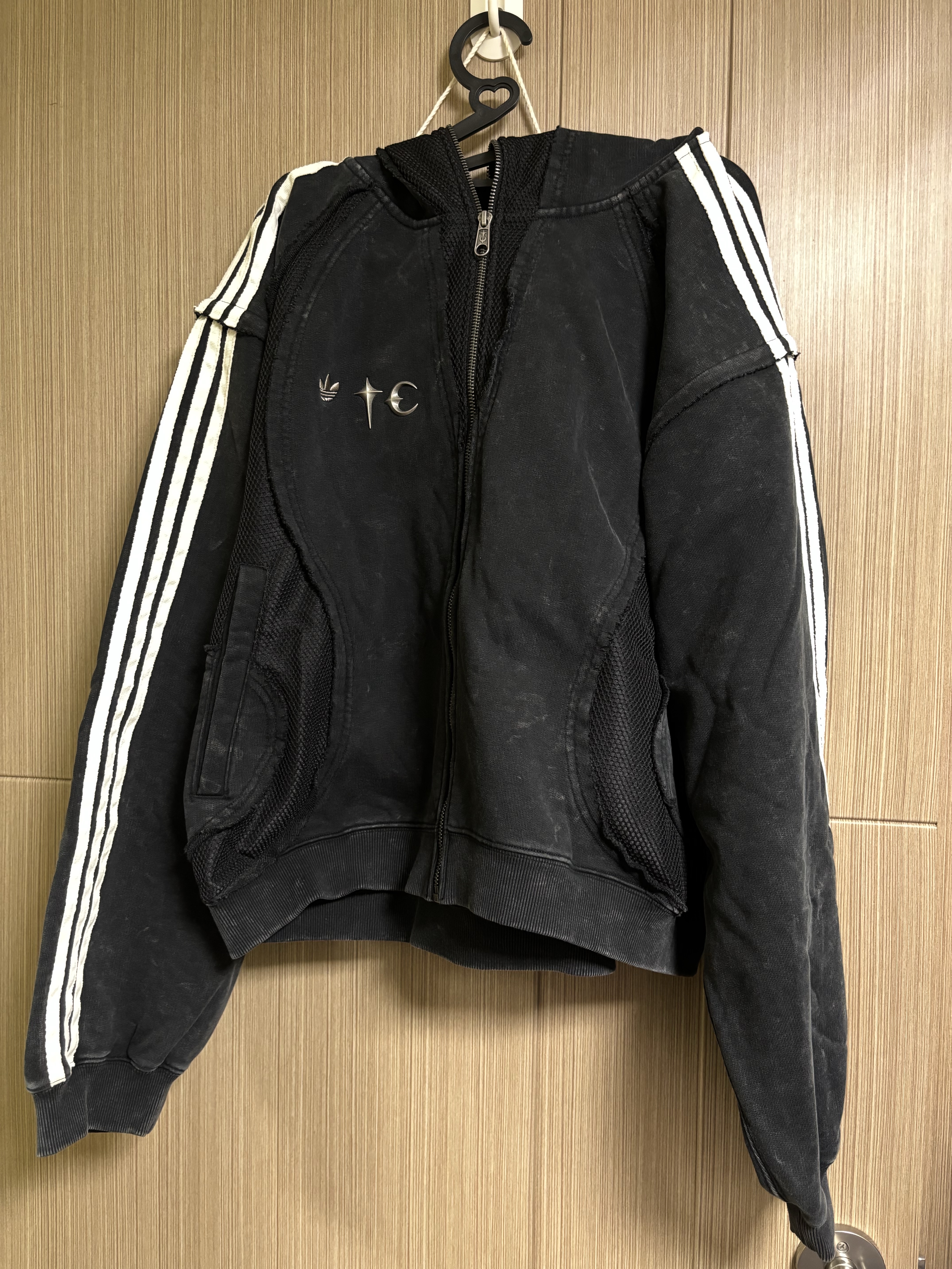 Adidas x Thug Club Teamgeist Sweat Hooded Zip Up Black - KR Sizing 착용 스타일 - 1