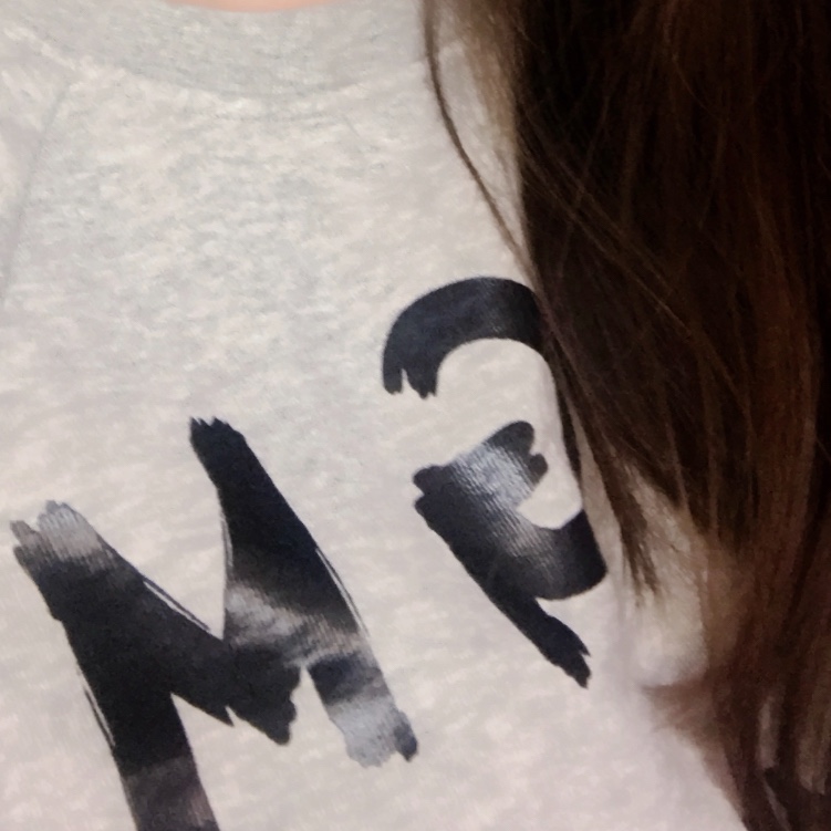 MSGM Milano Logo Sweatshirt Grey 착용 스타일
