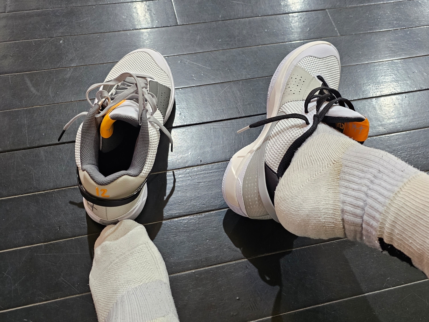 Nike Ja 1 EP Light Smoke Grey 착용 스타일