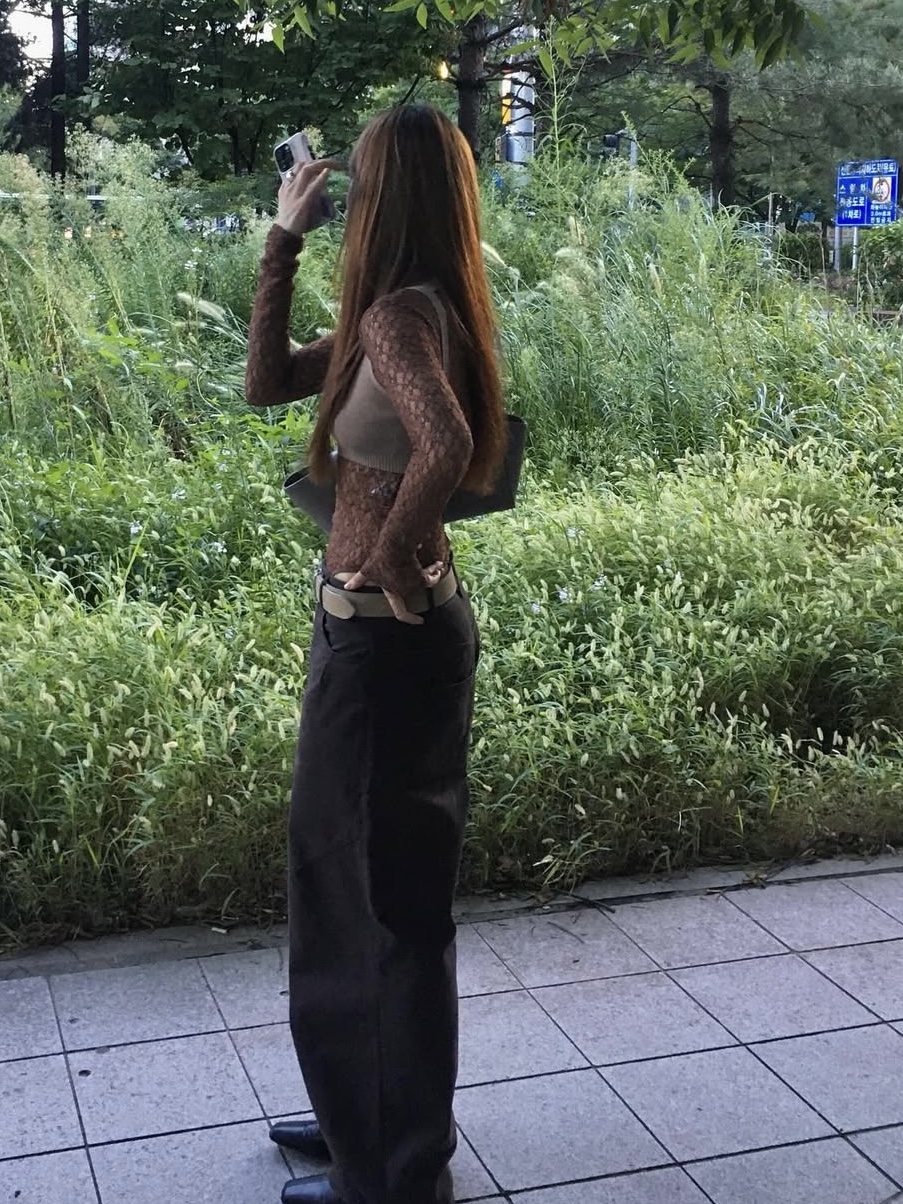 Juukiff Back Strap Bra In Mixed Cotton Brown, Juukiff Back Strap Bra In Mixed Cotton White 착용 스타일 - 2