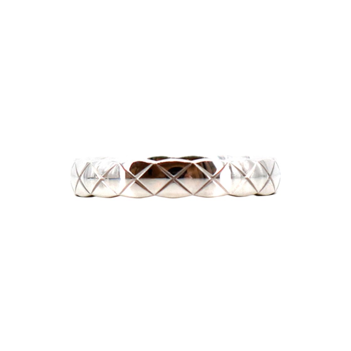 샤넬 코코 크러쉬 링 미니 화이트골드 47호 J11793(Chanel Coco Crush Mini Ring in White Gold, Size 47, J11793) - 1