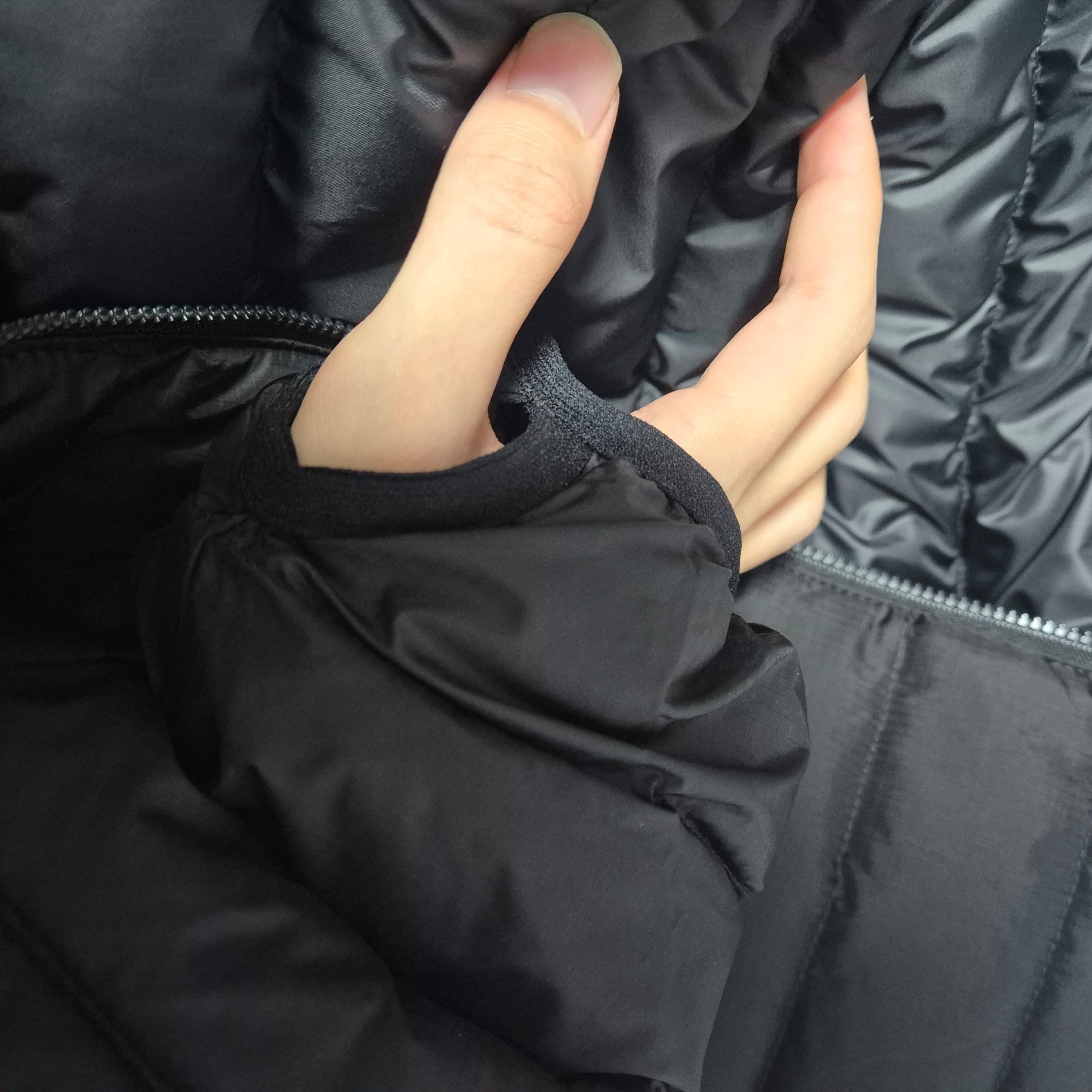 The North Face Ventus On Jacket Black 착용 스타일 - 5