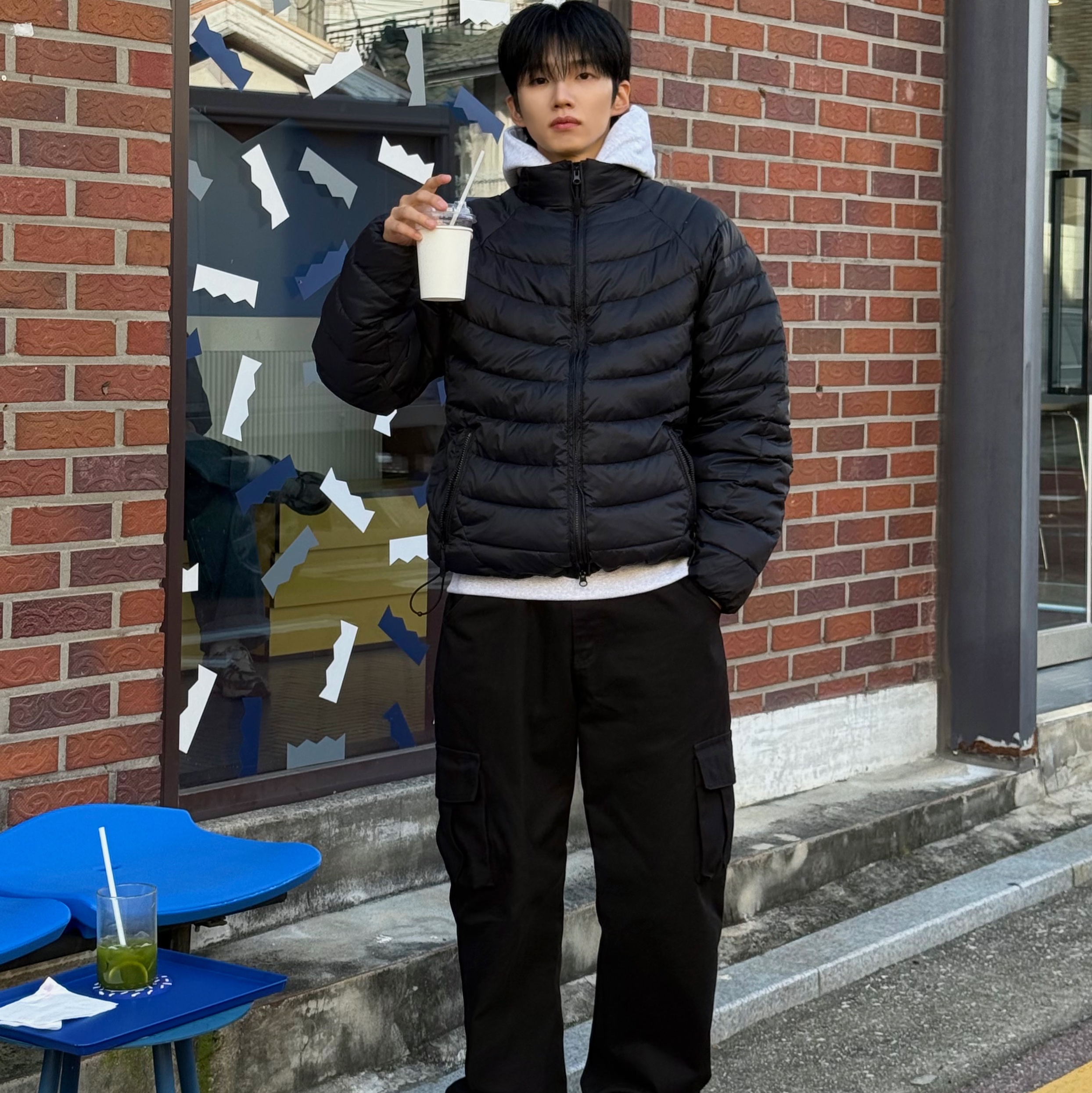 Millo Archive Descend Line Light Puffer Jacket Black 착용 스타일 - 6