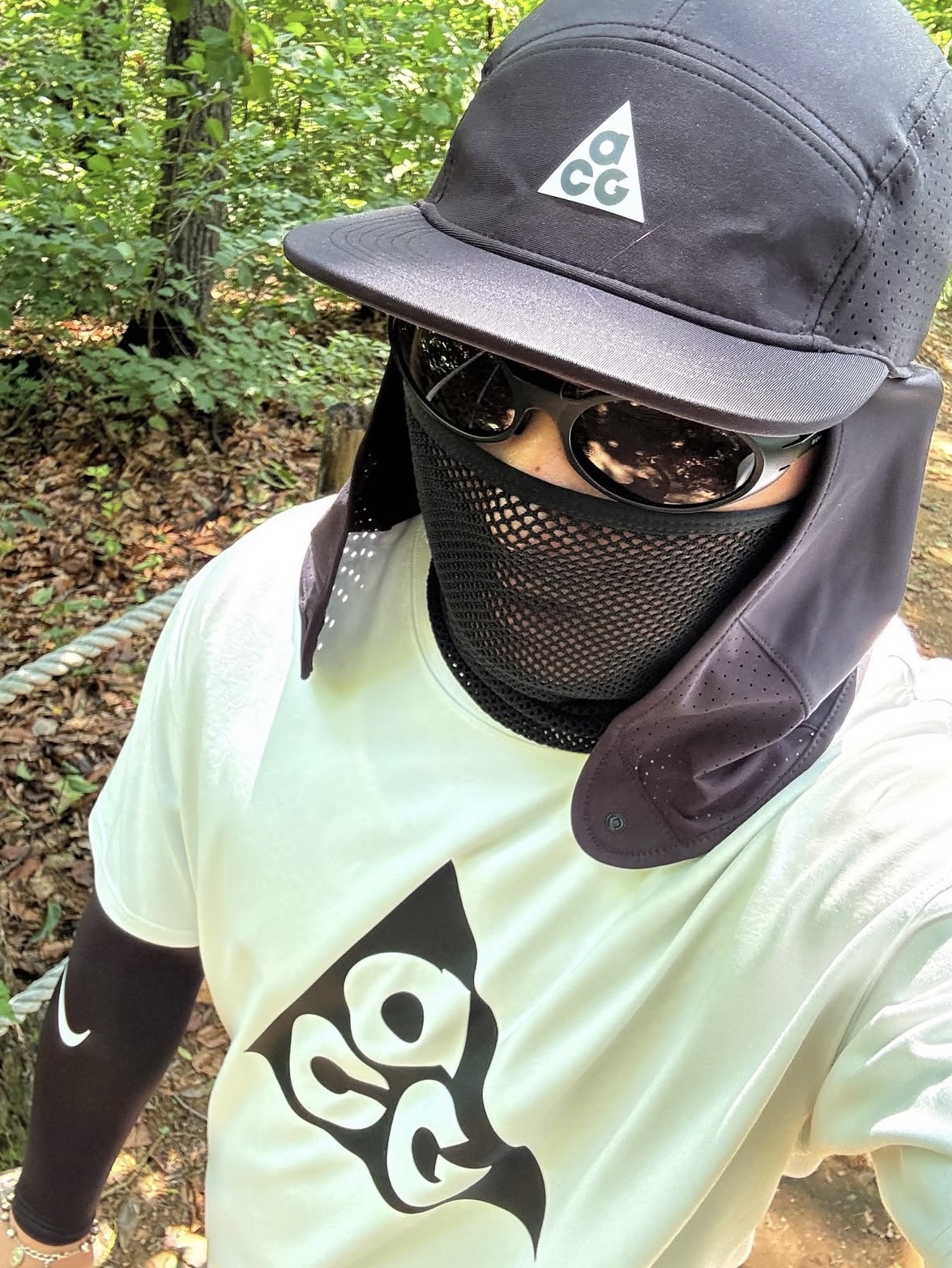 Nike ACG Fly Cap Black 착용 스타일
