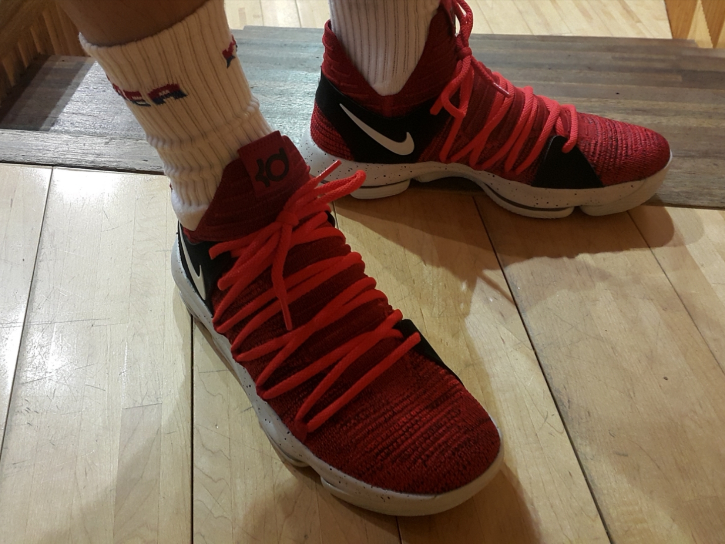Nike KD 10 University Red 착용 스타일