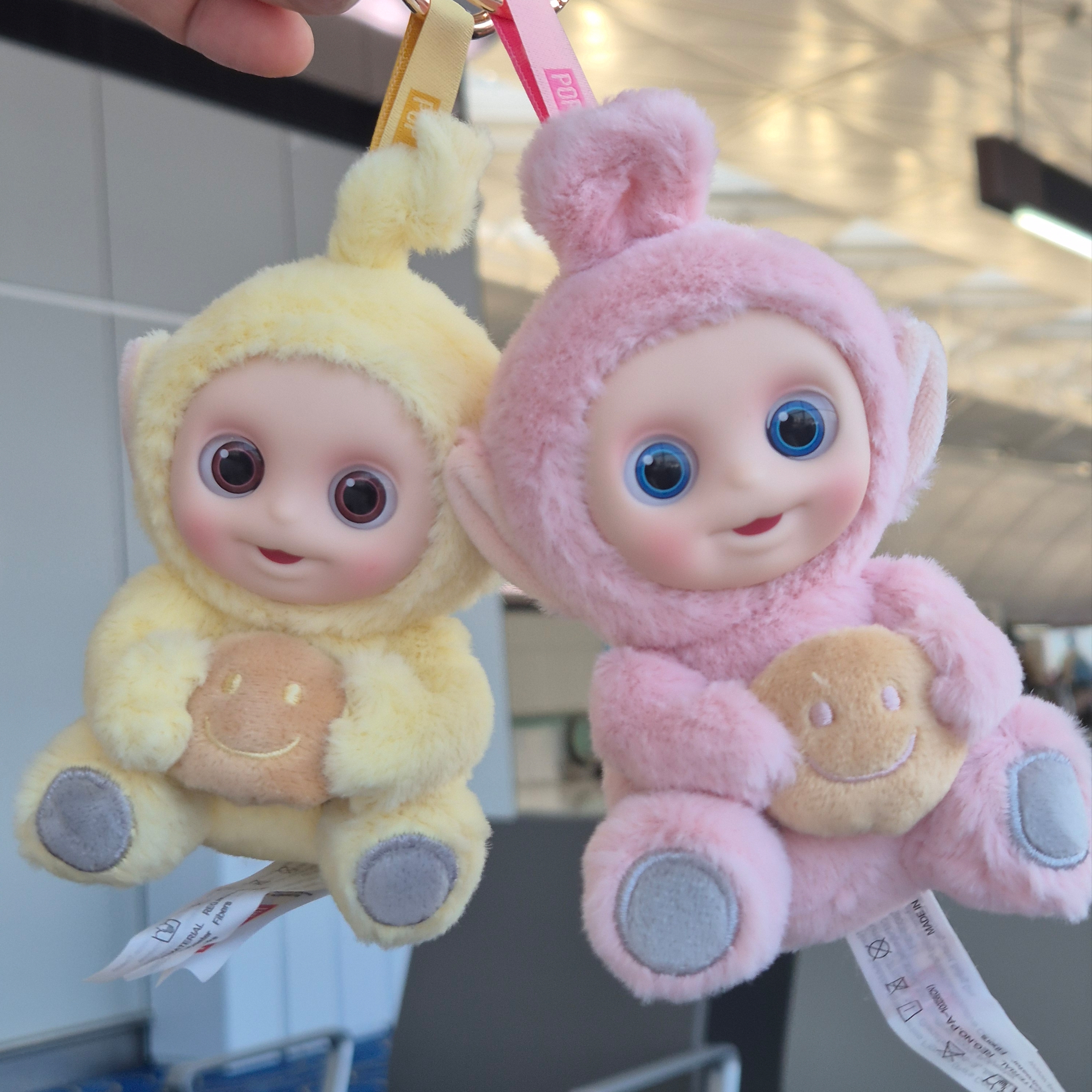 Pop Mart Teletubbies Say Hello Series Figures Sealed Case Po's Caramel Toast (Opened Case), Pop Mart Teletubbies Say Hello Series Figures Sealed Case Laa Laa's Cheese Toast (Opened Case) 착용 스타일 - 1