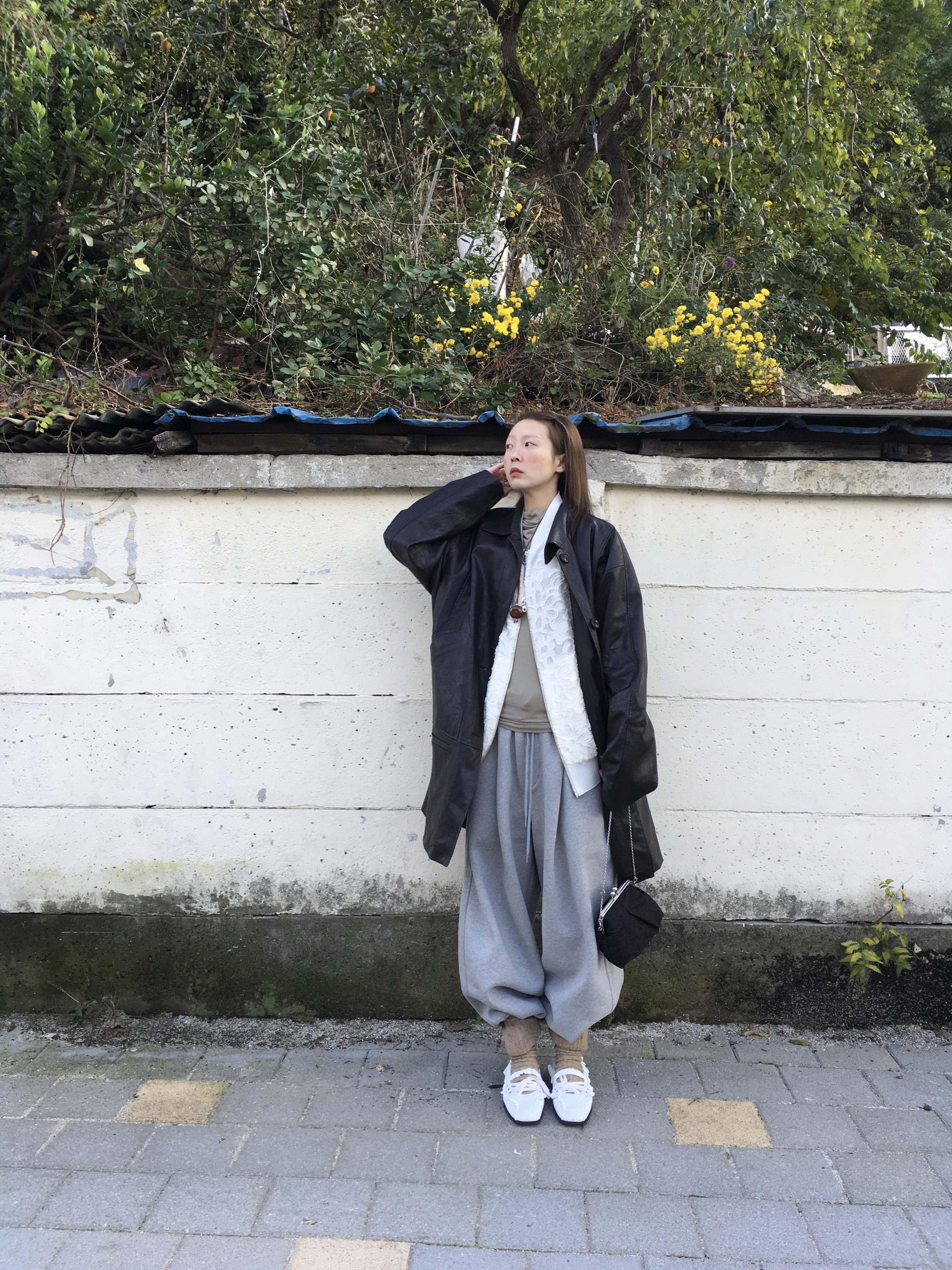 Undermycar Mu.03 Anti Fxxking Logo Play Oversized Sweat Jogger Melange Gray 착용 스타일 - 9