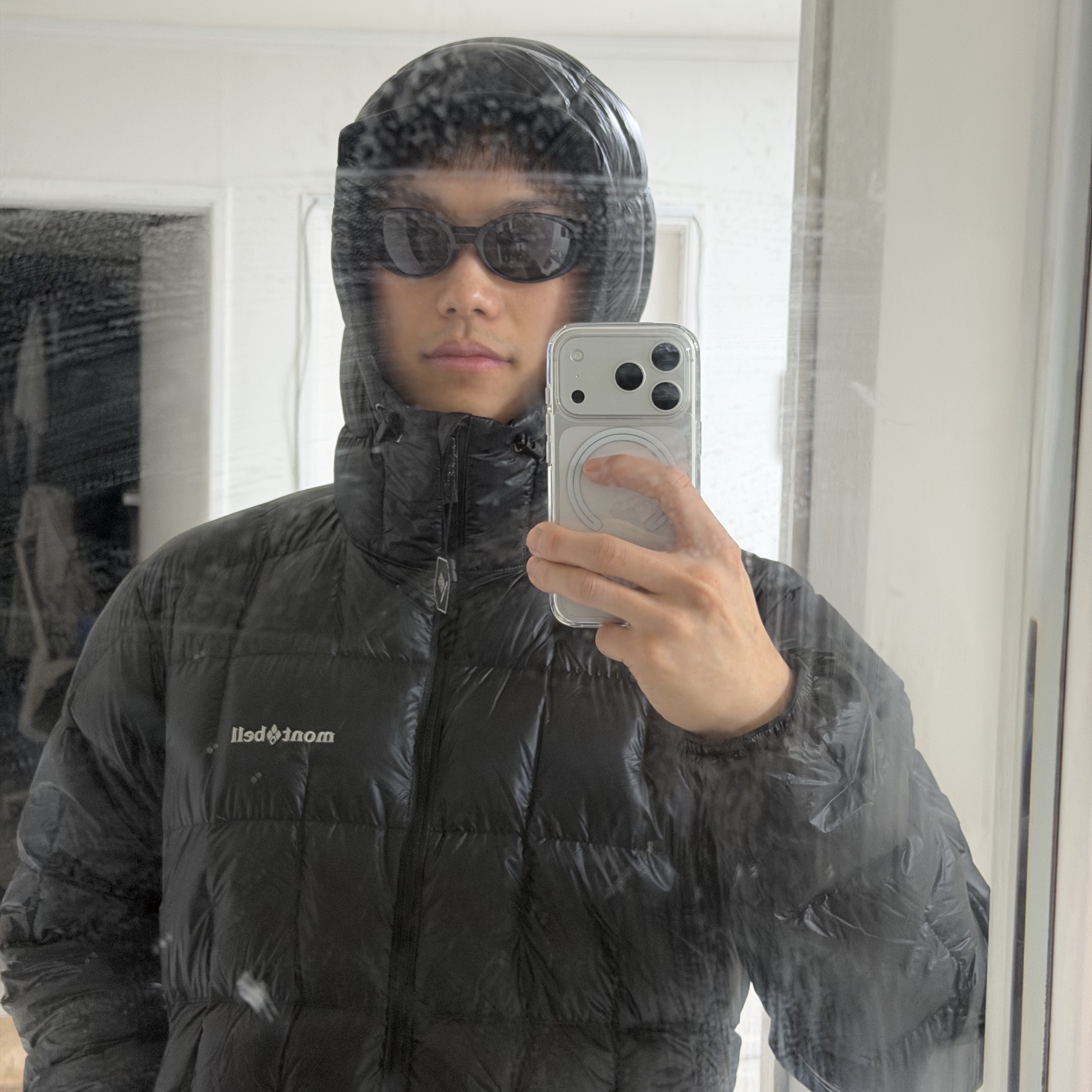 Montbell Plasma 1000 Alpine Down Parka Black, Oakley Eye Jacket Redux Matte Black Frame Prizm Grey Lenses High Bridge Fit 착용 스타일