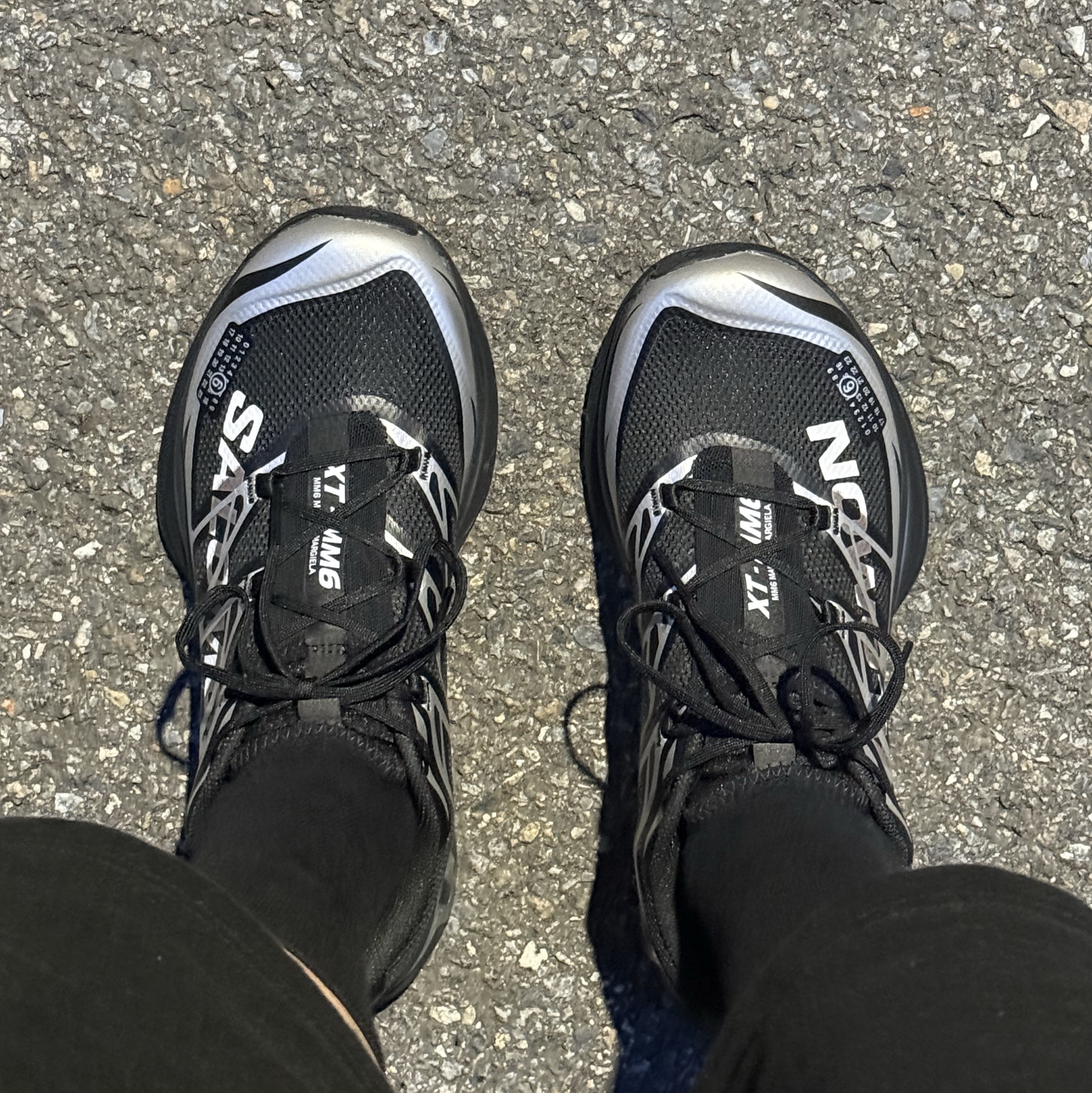 Salomon x MM6 Masion Margiela XT-MM6 Black Ftw Silver 착용 스타일