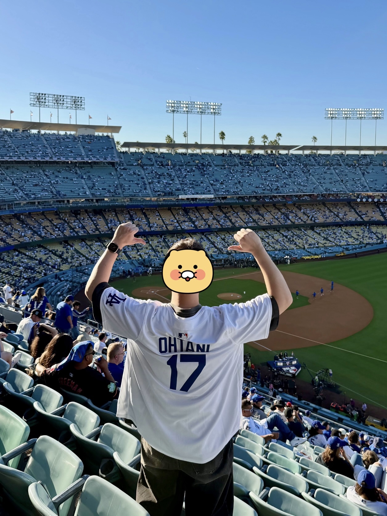 Nike MLB Los Angeles Dodgers Shohei Ohtani Home Limited Jersey White 착용 스타일 - 1