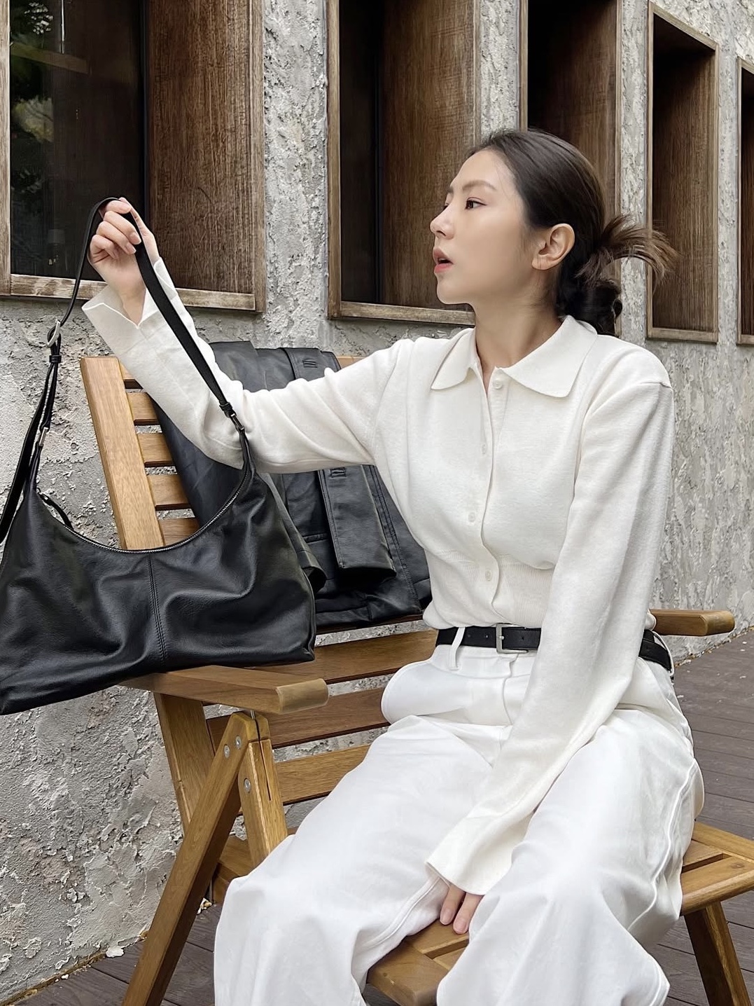 Juukiff Waist Ribbed Shirts Cardigan In Cashmere Mixed Cotton Off White, Juukiff Waist Ribbed Shirts Cardigan In Cashmere Mixed Cotton Light Blue 착용 스타일 - 3