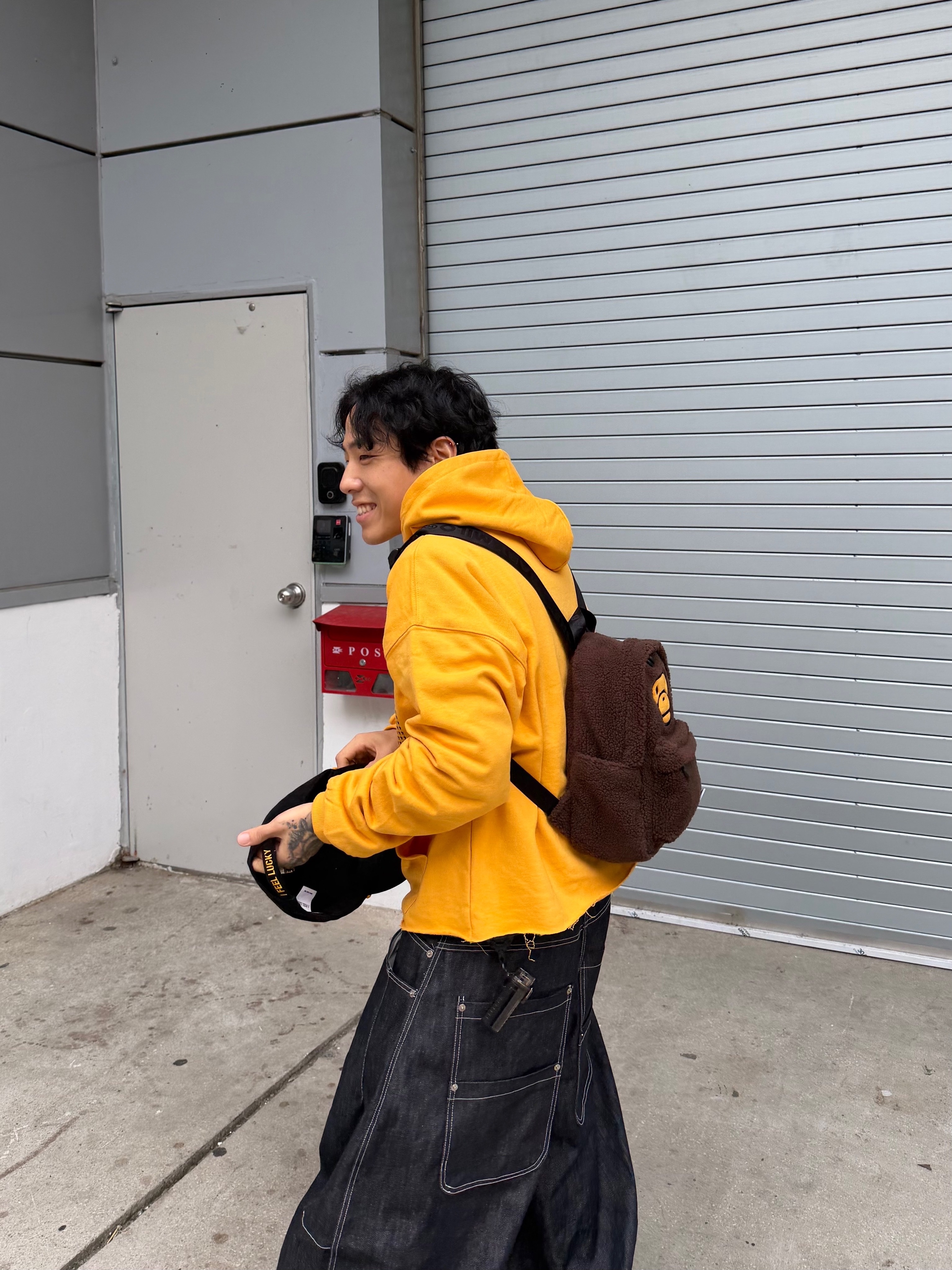 Balenciaga Cargo Sneakers Grey Black Yellow, BAPE Baby Milo Mini Fur Backpack Brown 착용 스타일 - 8