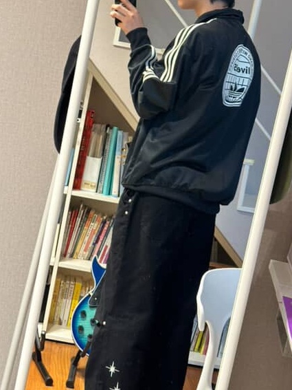 Adidas x Oasis Tour Firebird Track Top Black - KR Sizing, Nike Air Force 1 '07 Low Triple Black 착용 스타일 - 6
