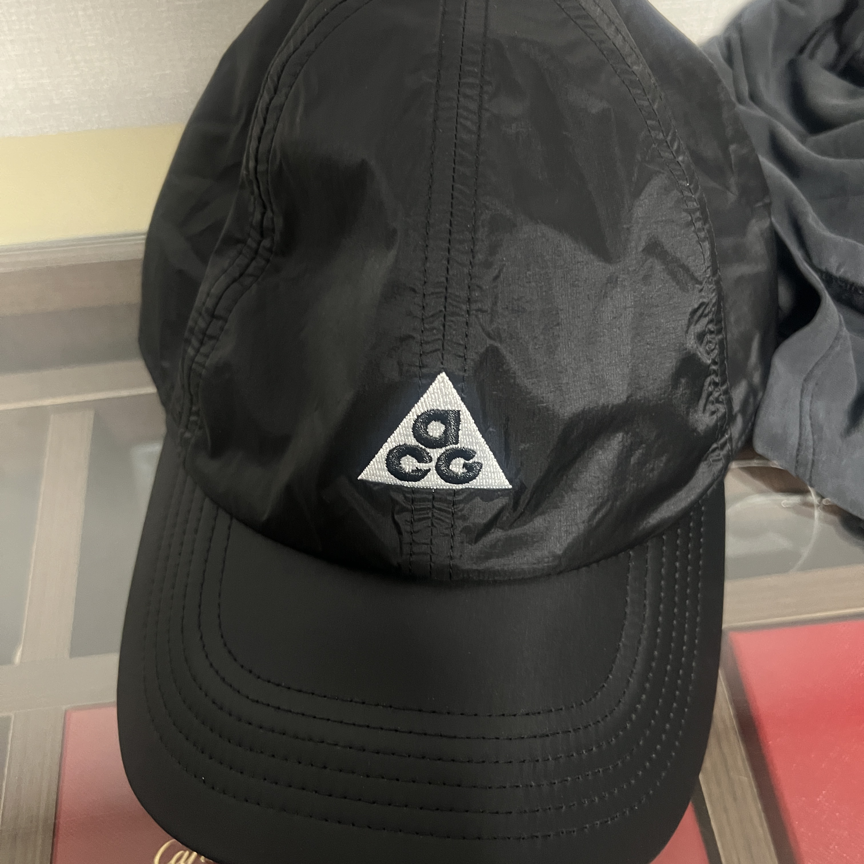 Nike ACG Trail Cap Black 착용 스타일