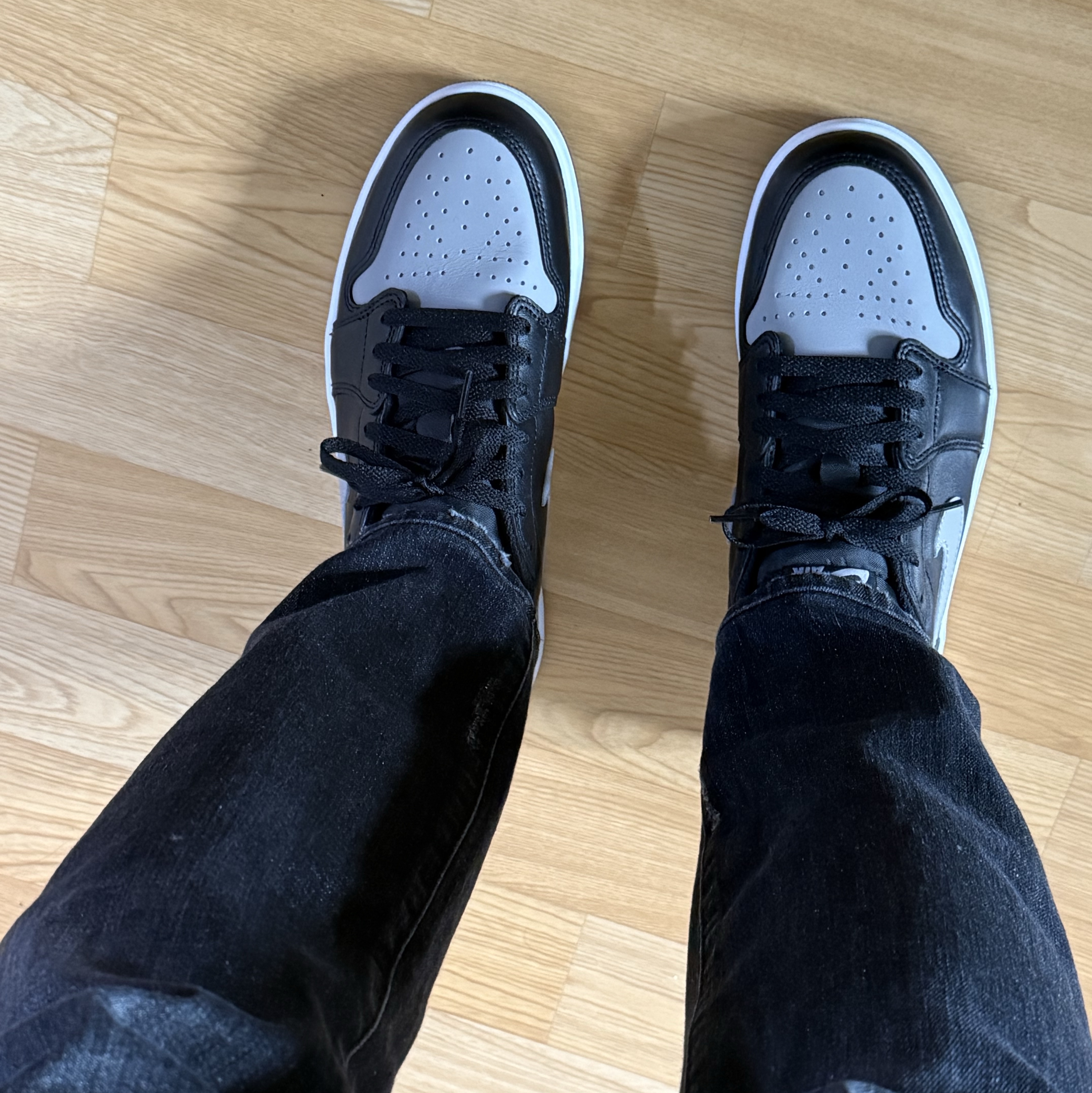 Jordan 1 Retro Low OG Shadow 착용 스타일