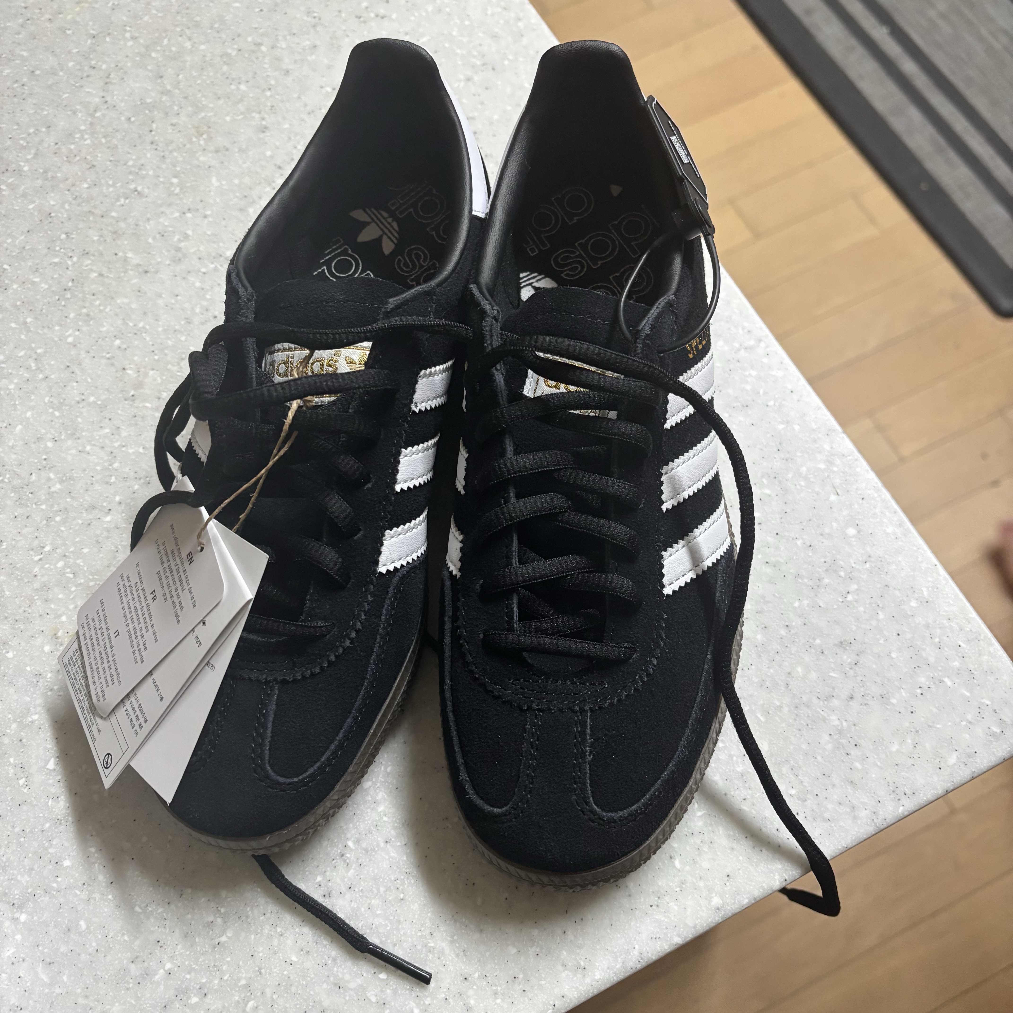 Adidas Spezial Handball Core Black 착용 스타일