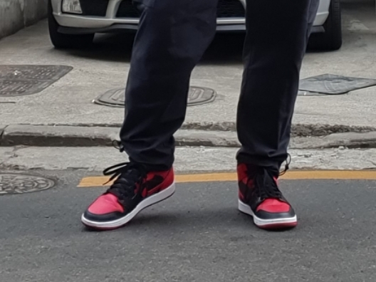 Jordan 1 Mid Bred Banned 2020 착용 스타일