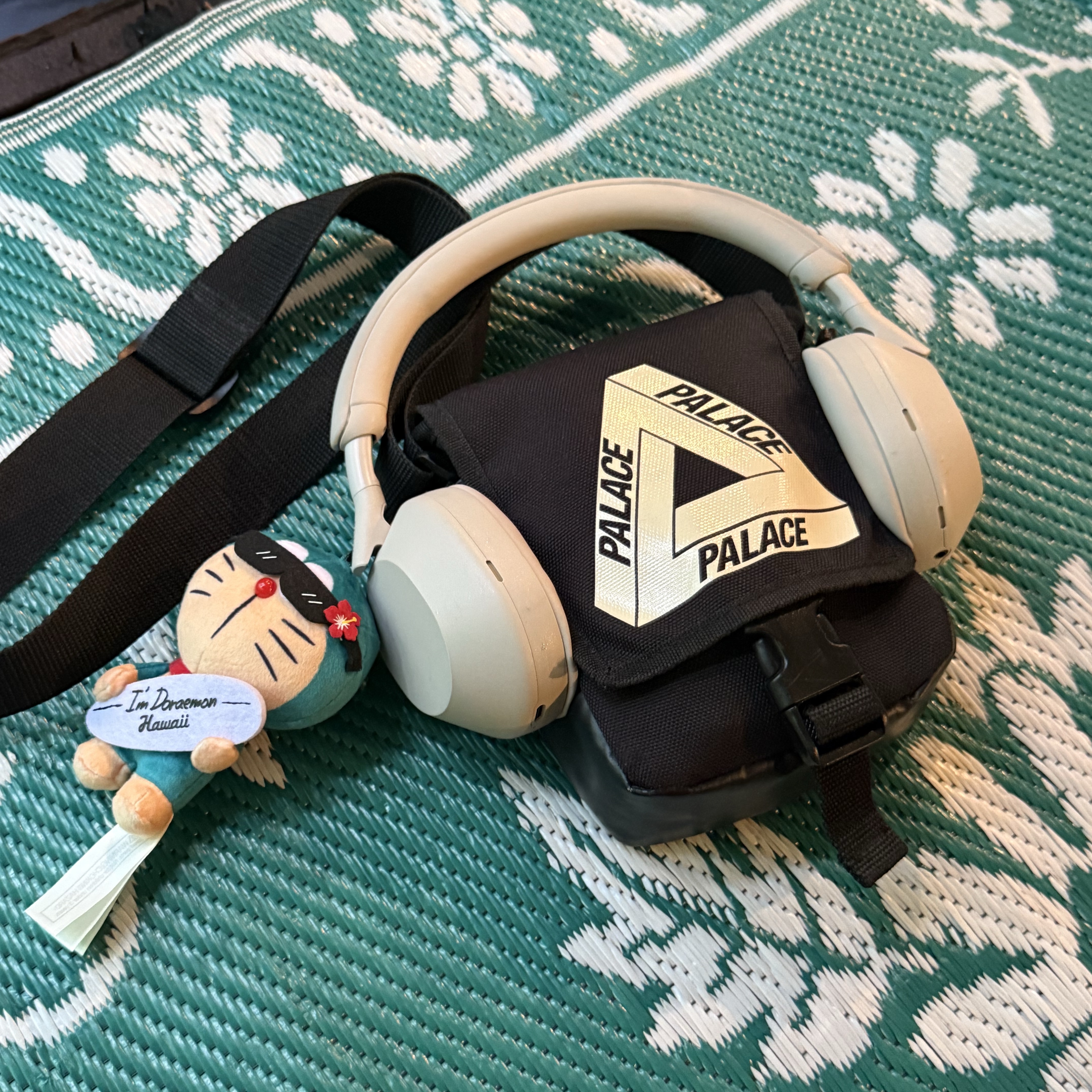 Sony WH-1000XM5 Silver (Korean Ver.) 착용 스타일