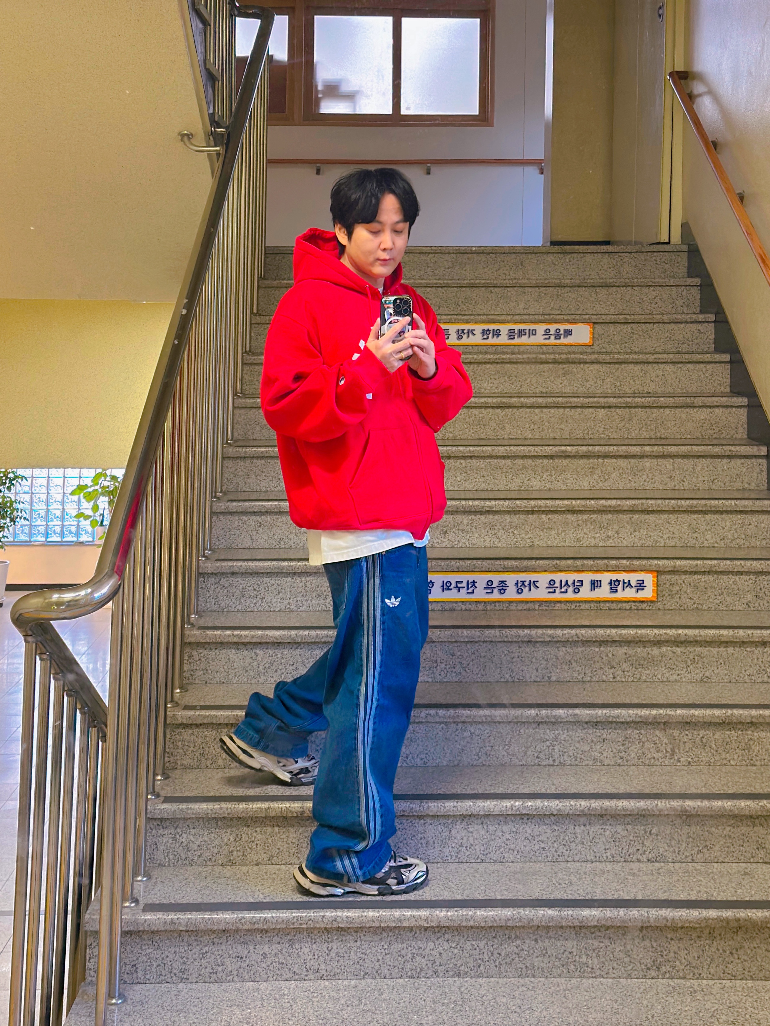 Supreme x Champion Zip Up Hooded Sweatshirt Red - 24SS, Adidas Adicolor Denim Firebird Pants Medium Blue Denim - KR Sizing 착용 스타일 - 1