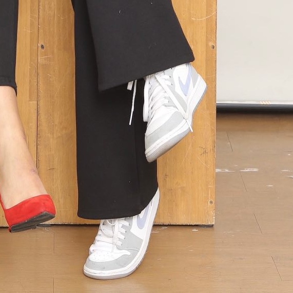 (W) Jordan 1 Mid Wolf Grey 착용 스타일