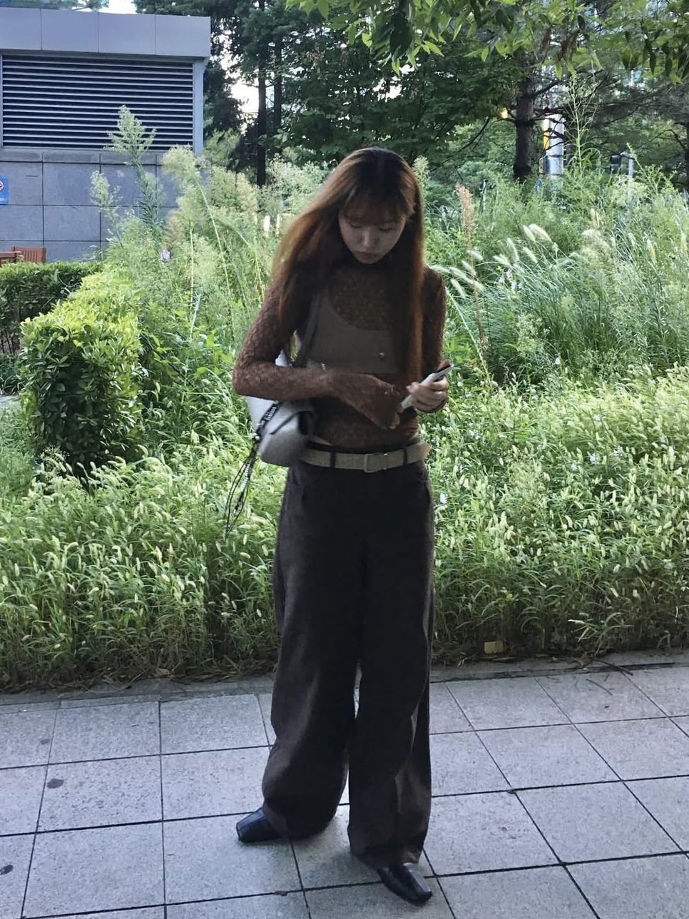Juukiff Back Strap Bra In Mixed Cotton Brown, Juukiff Back Strap Bra In Mixed Cotton White 착용 스타일 - 1