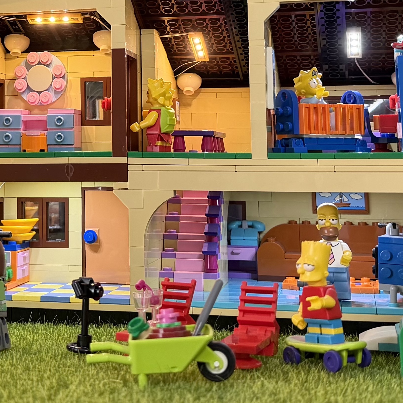 Lego The Simpsons House 착용 스타일