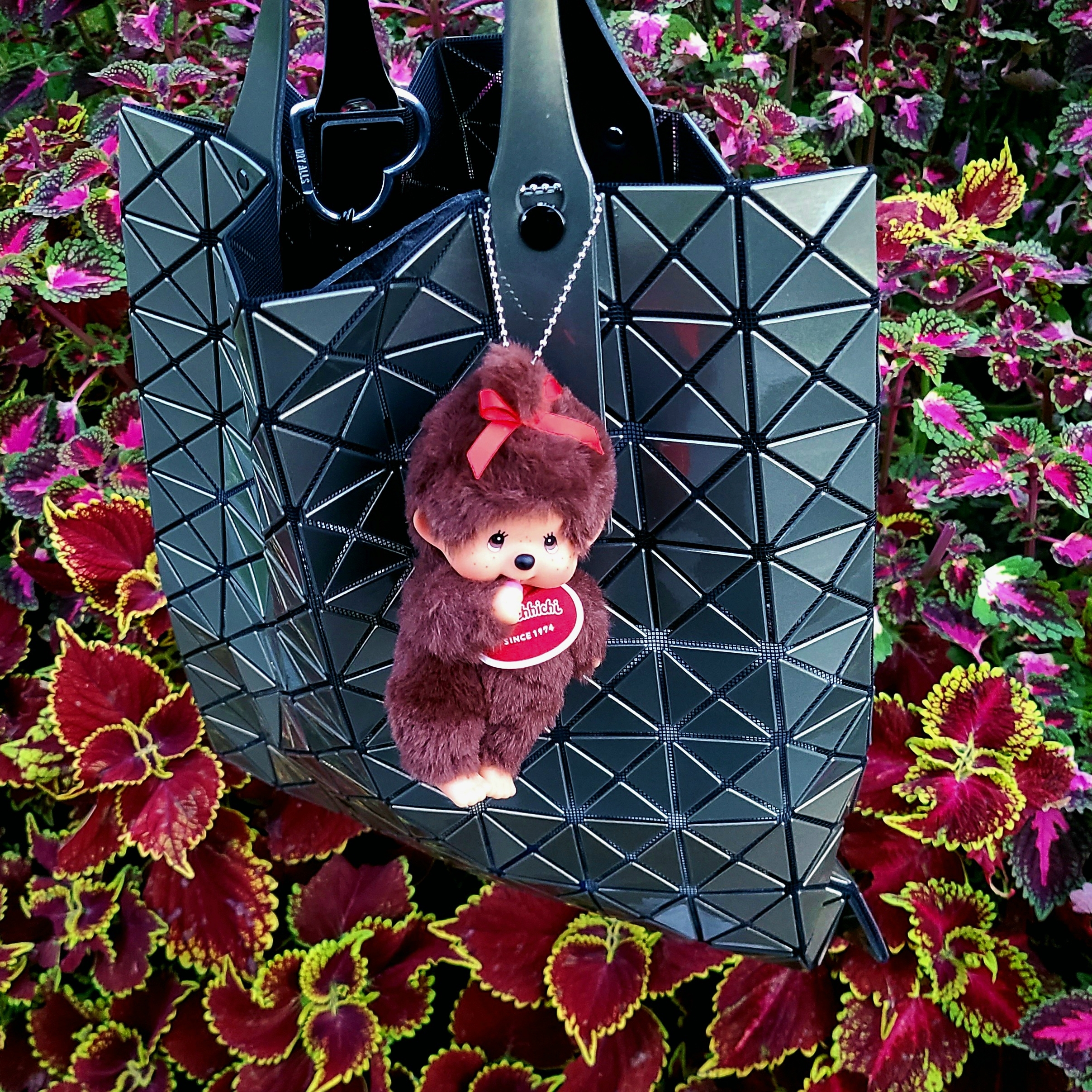 Monchhichi SS Keychain Girl, Monchhichi SS Girl Key Chain Brown 착용 스타일 - 1