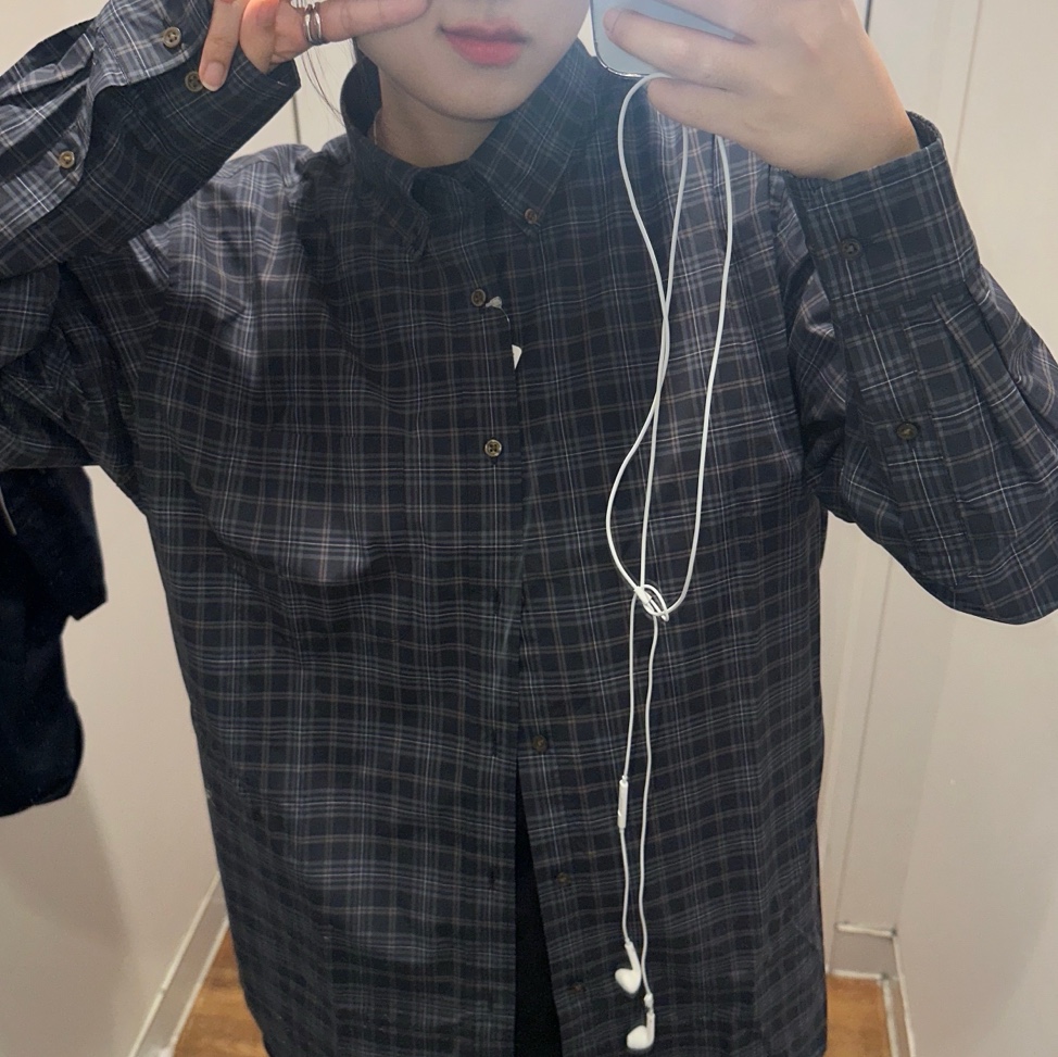 IAB Studio Gingham Check Shirt Black White 착용 스타일