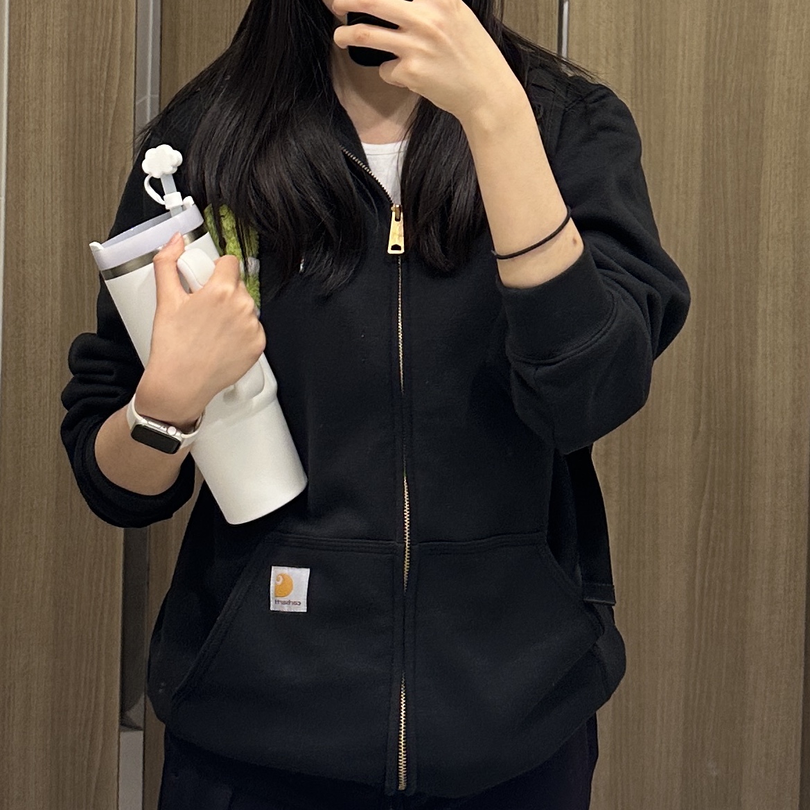 Carhartt Loose Fit Midweight Regular Full Zip Sweatshirt Black 착용 스타일