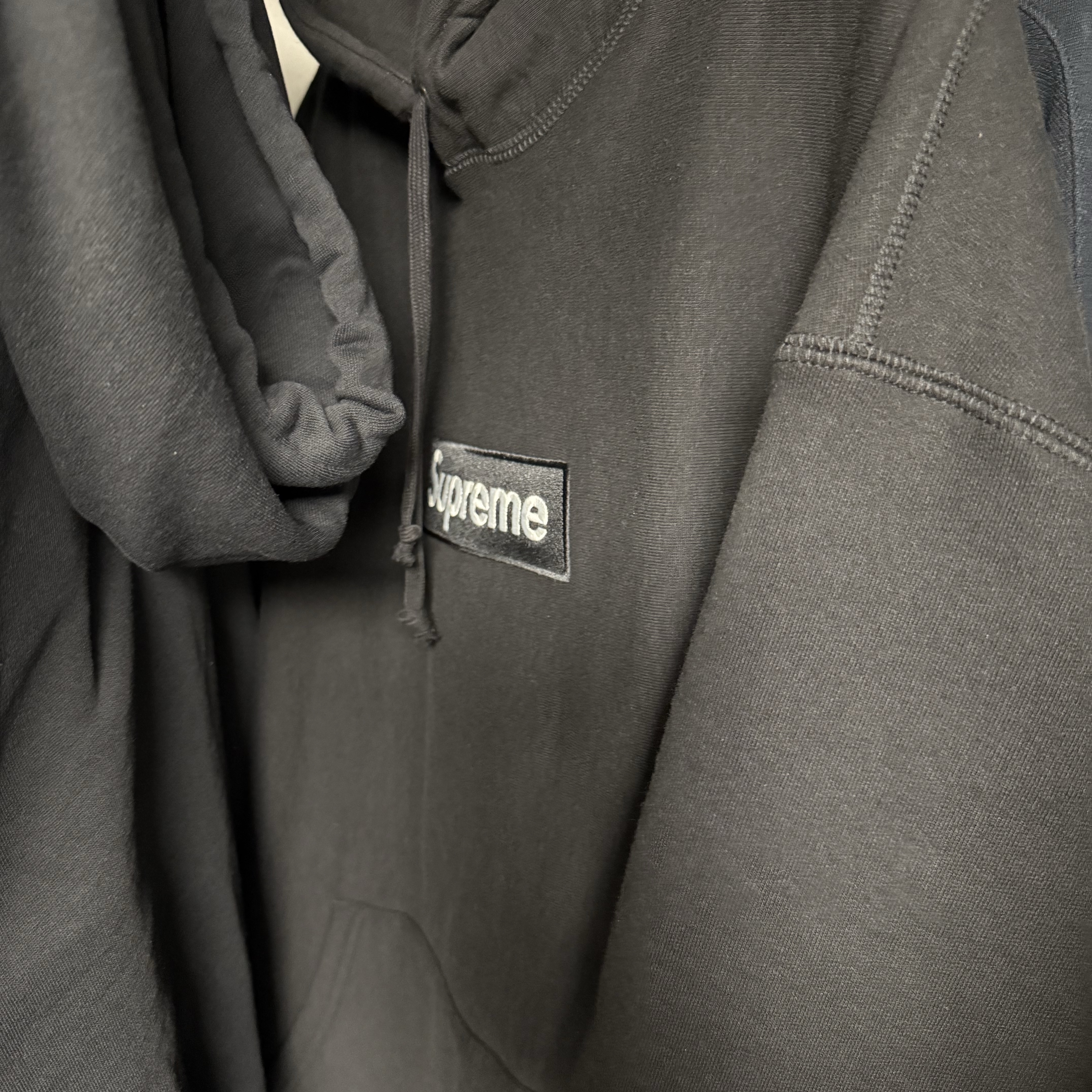 Supreme Box Logo Hooded Sweatshirt Black - 24FW 착용 스타일