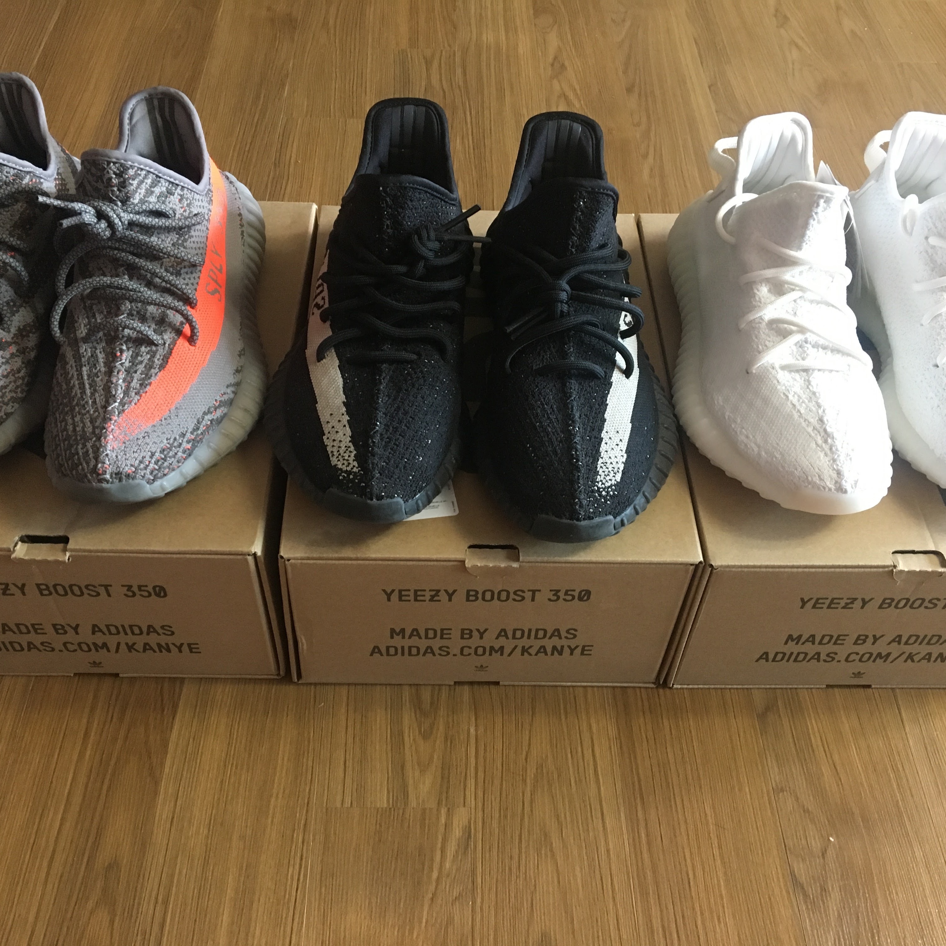 Adidas Yeezy Boost 350 V2 Beluga 착용 스타일