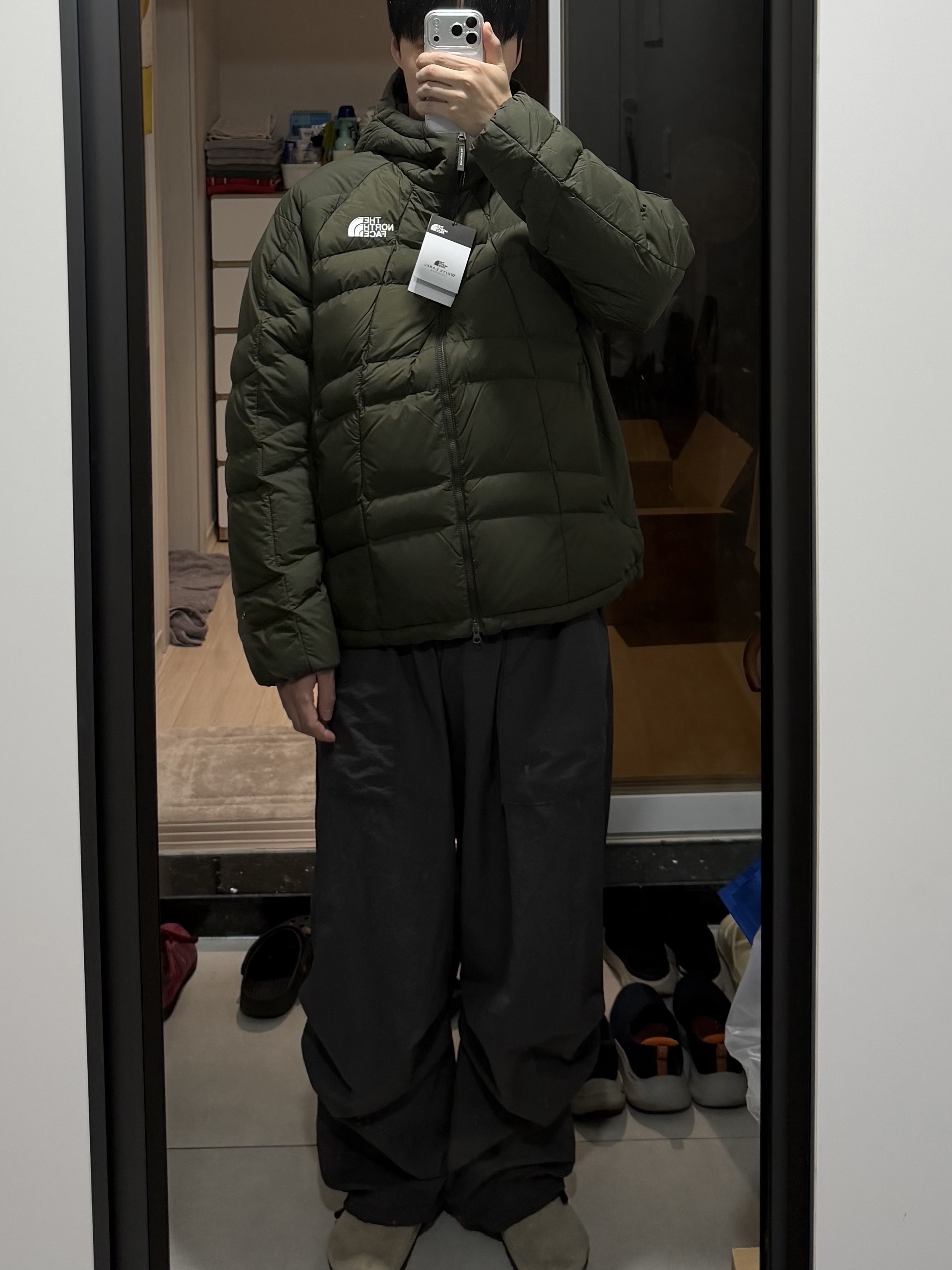 The North Face White Label Wave LT On Ball Jacket Black, The North Face White Label Daydrive EX On Jacket Light Gray - 25FW 착용 스타일 - 2