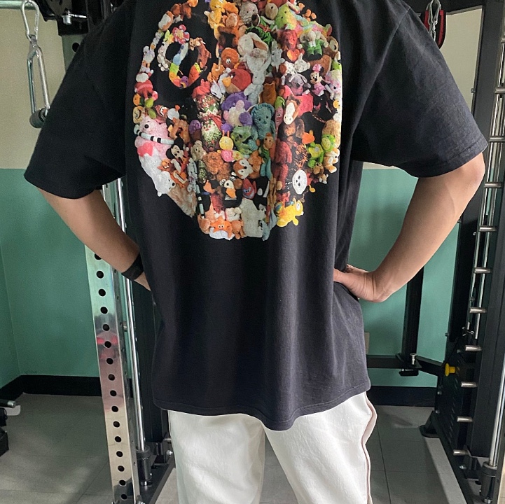 Stussy Plush T-Shirt Black 착용 스타일
