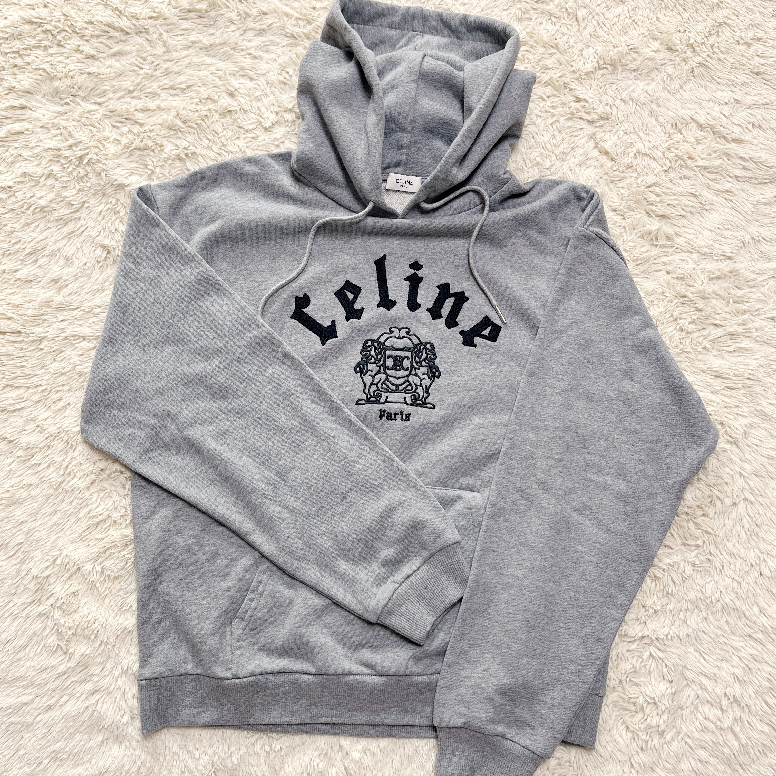 Celine Cotton Fleece Loose Blason Hoodie Grey Melange Black 착용 스타일