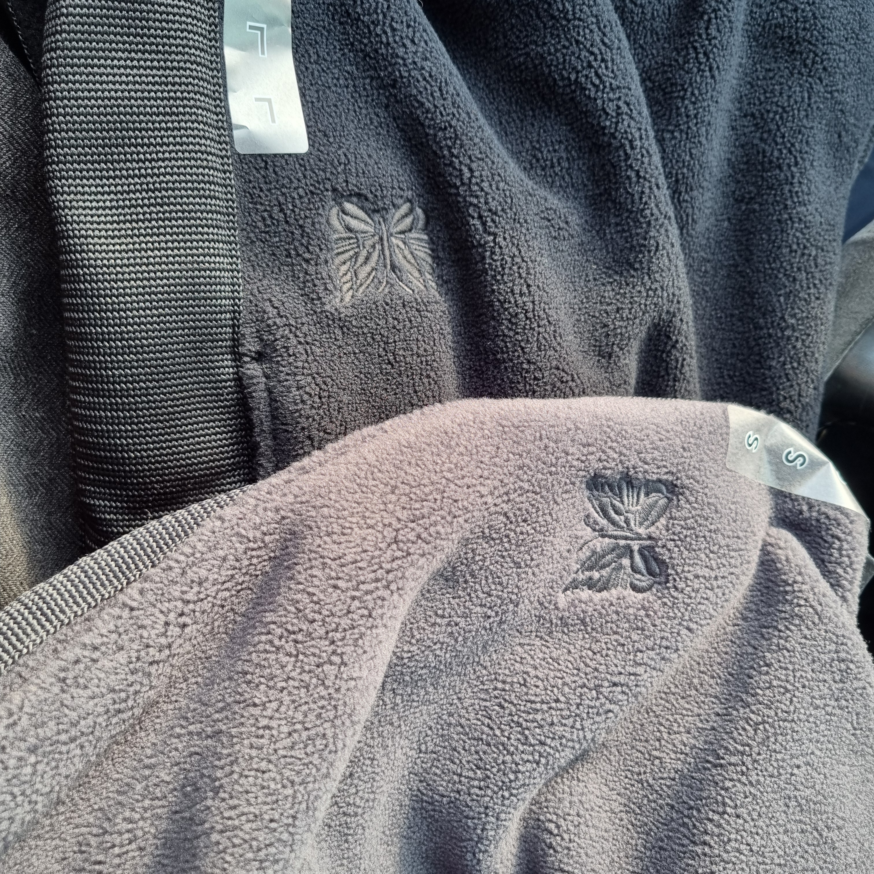 Uniqlo x Needles Fleece Wide Pants Black - KR, Uniqlo x Needles Fleece Wide Pants Dark Gray - KR 착용 스타일