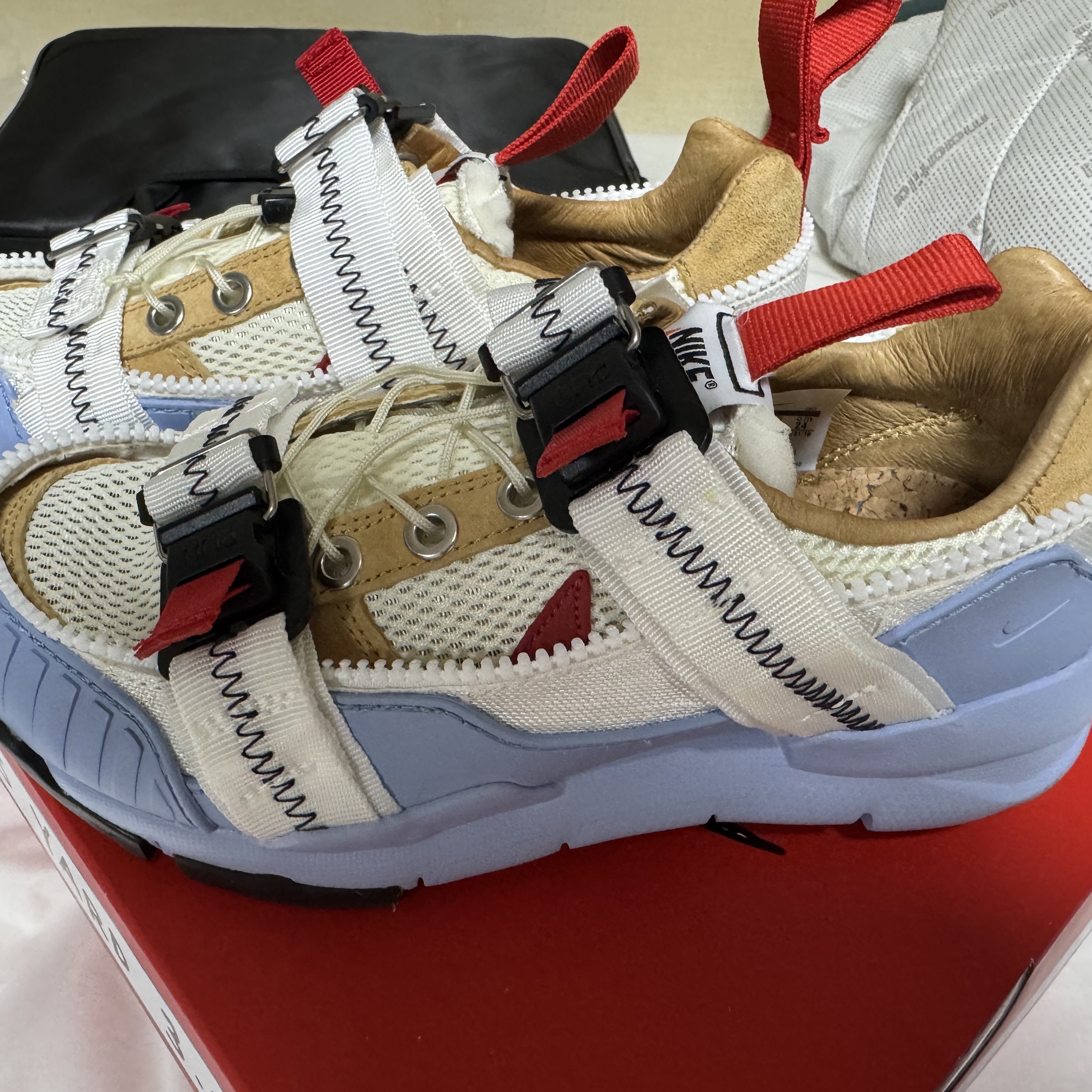 Nike x Tom Sachs Mars Yard Overshoe 3.0 착용 스타일 - 2