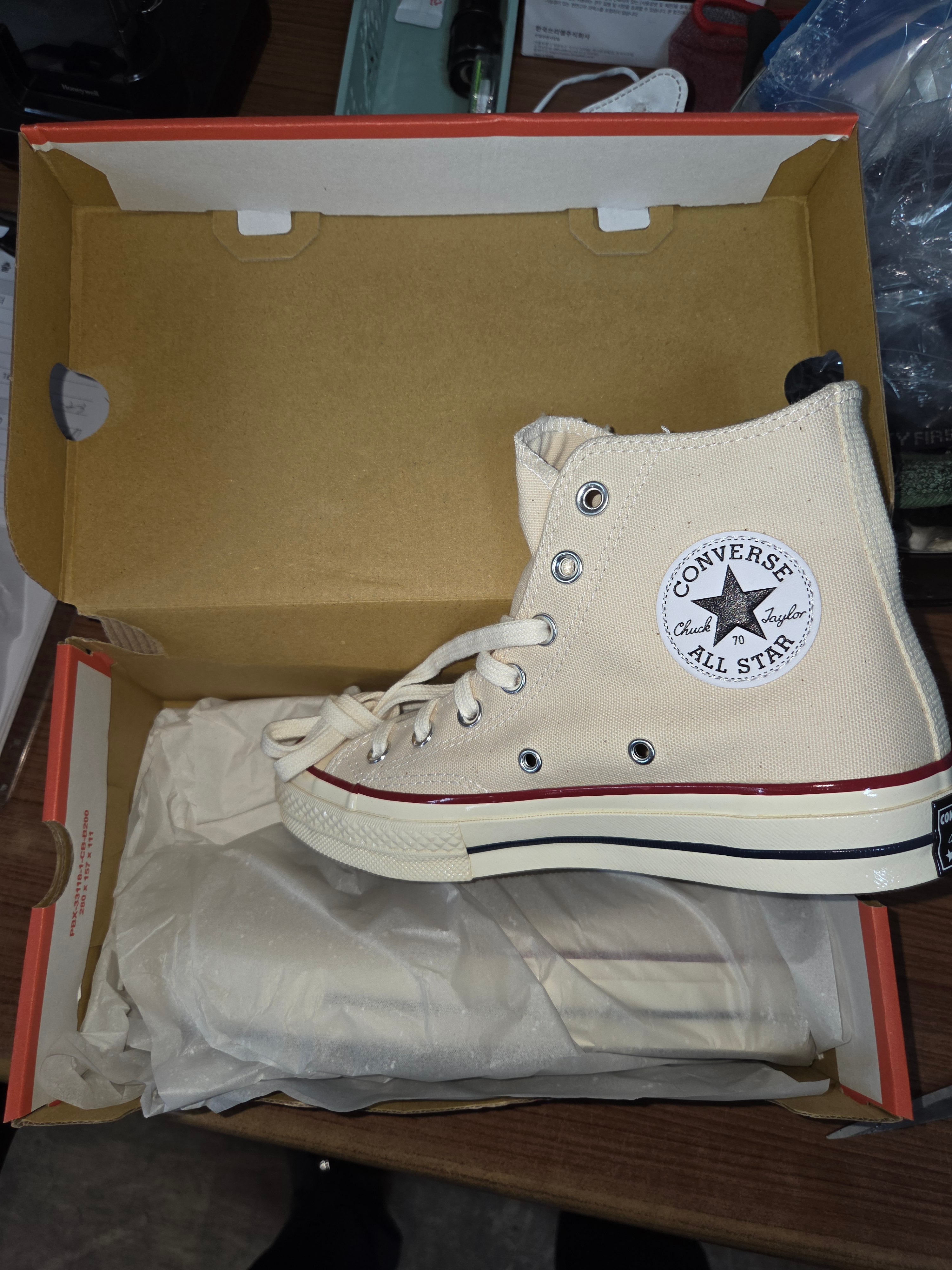 Converse Chuck 70 High Parchment 착용 스타일