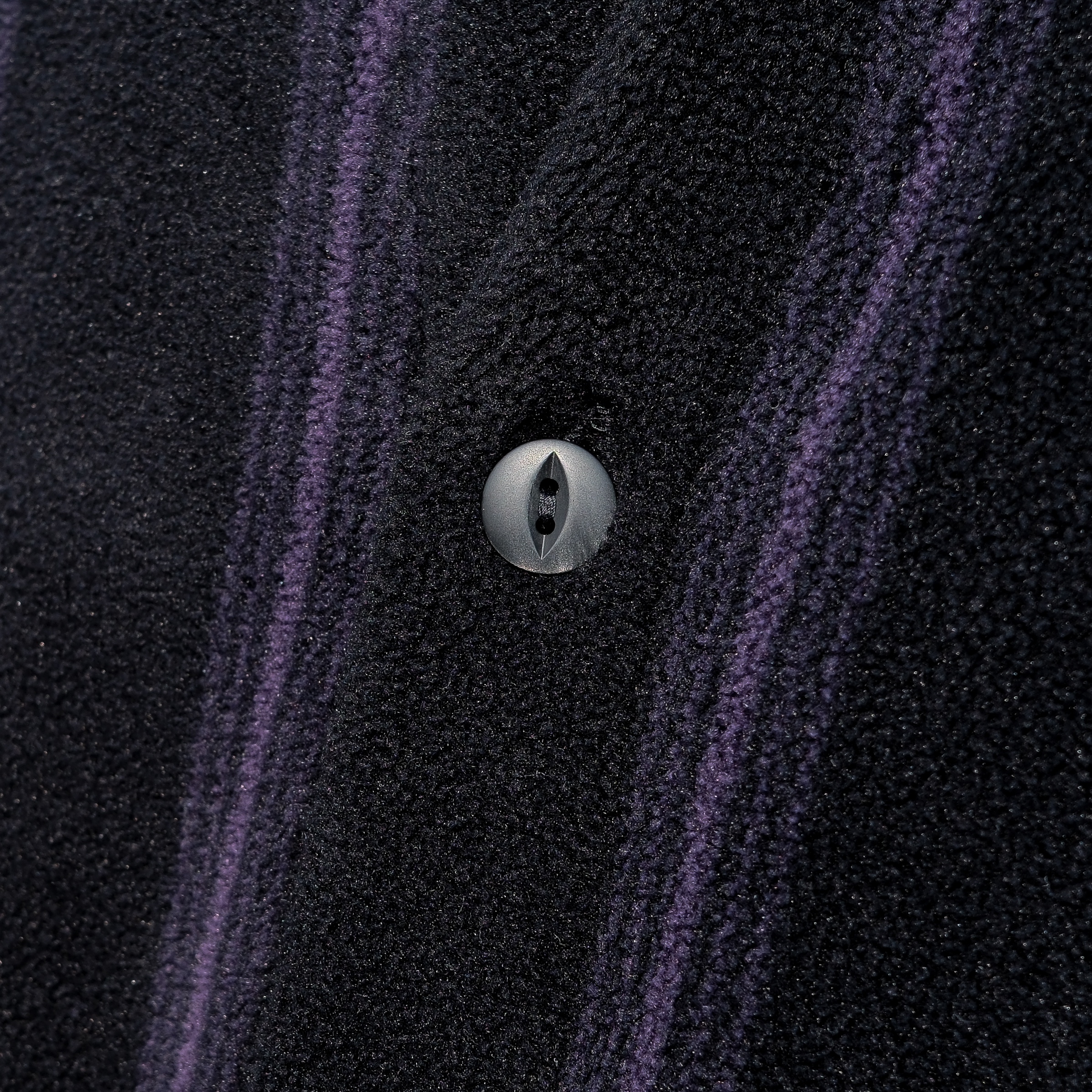 Uniqlo x Needles Fleece Oversized Cardigan Black - KR 착용 스타일 - 4
