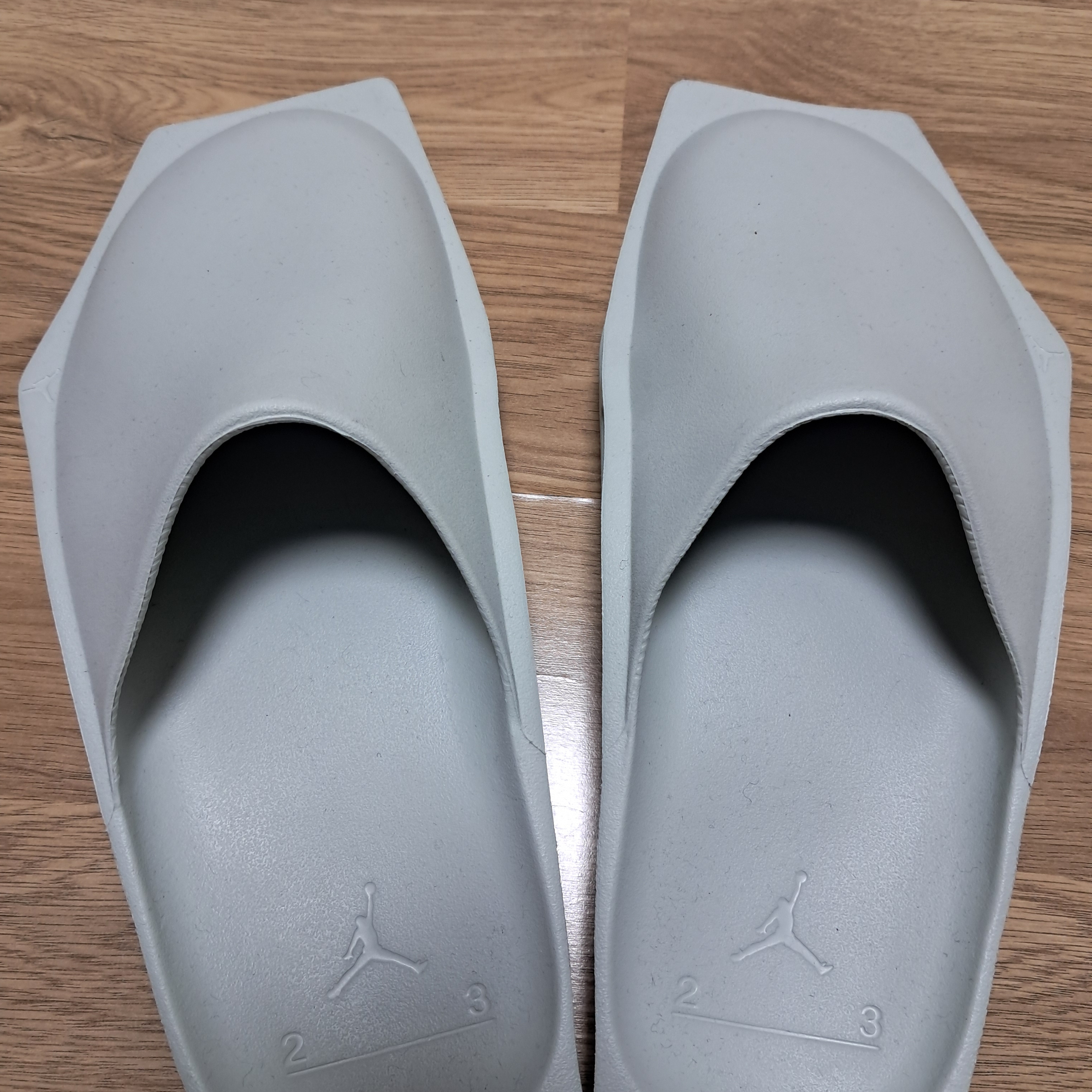 (W) Jordan Hex Mule SP Light Silver 착용 스타일