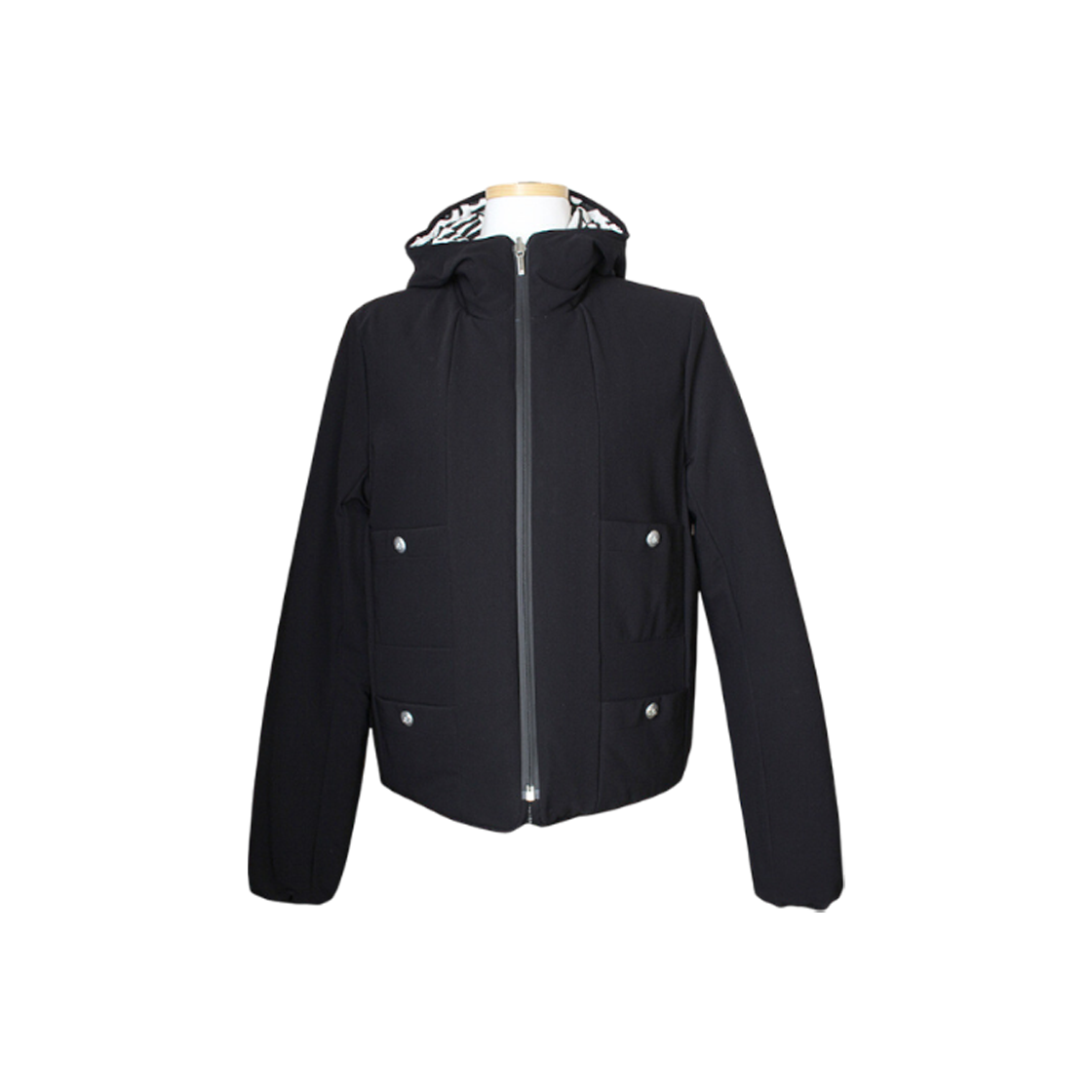 샤넬 블랙 앤 화이트 리버서블 패딩 자켓 44/55 사이즈