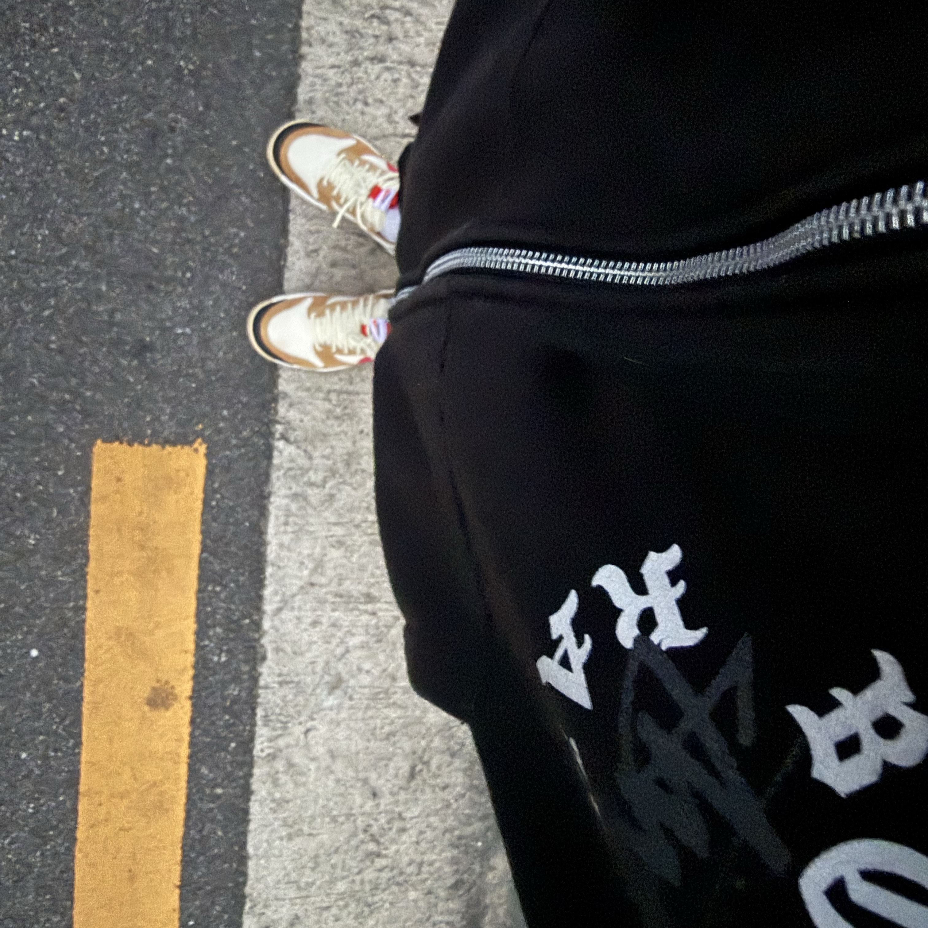 Nike x Tom Sachs Mars Yard Shoe 3.0 Space Camp, Stussy x Born X Raised Logo Zip Hoodie Black 착용 스타일
