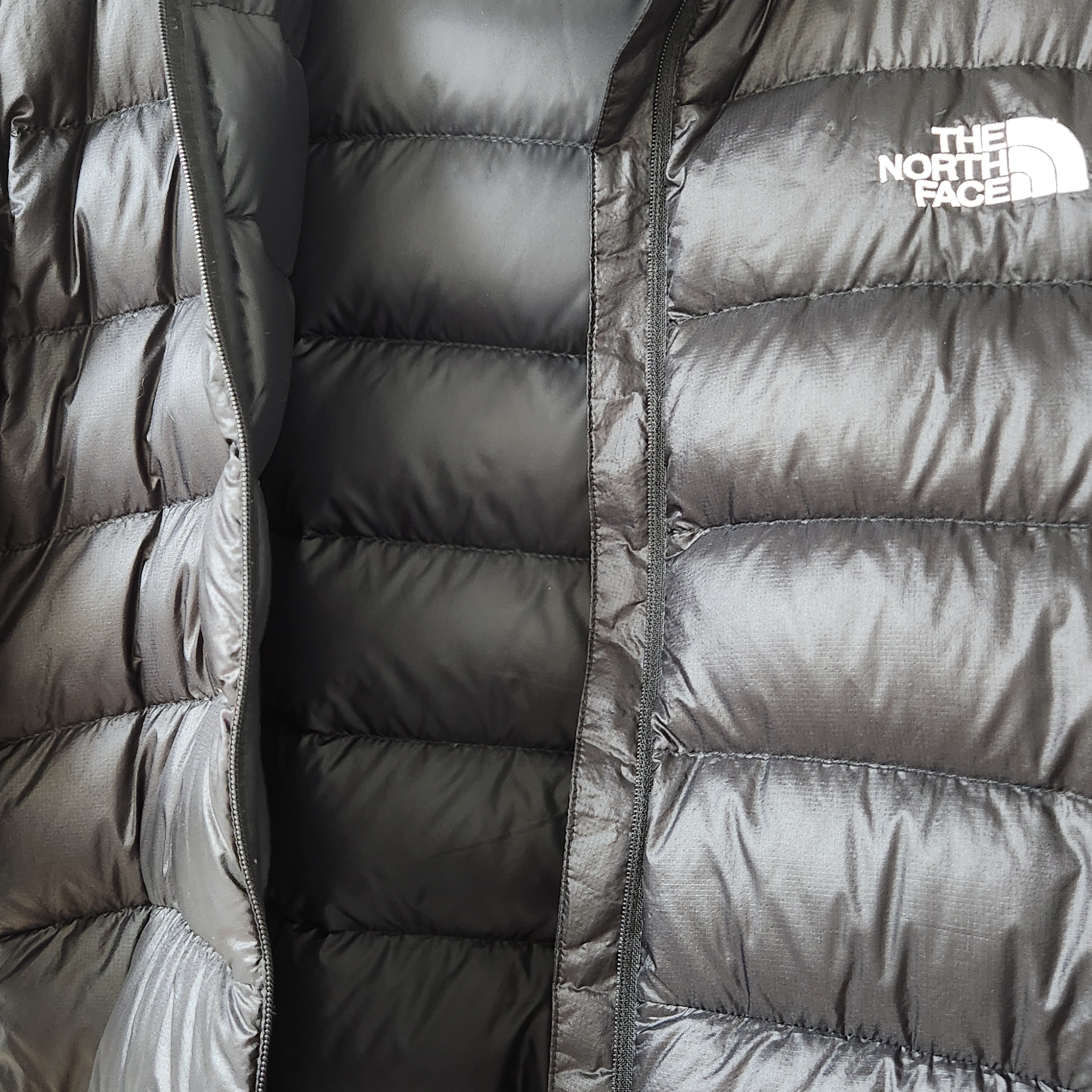 The North Face Matier EX RDS Down Hoodie Black 착용 스타일 - 2