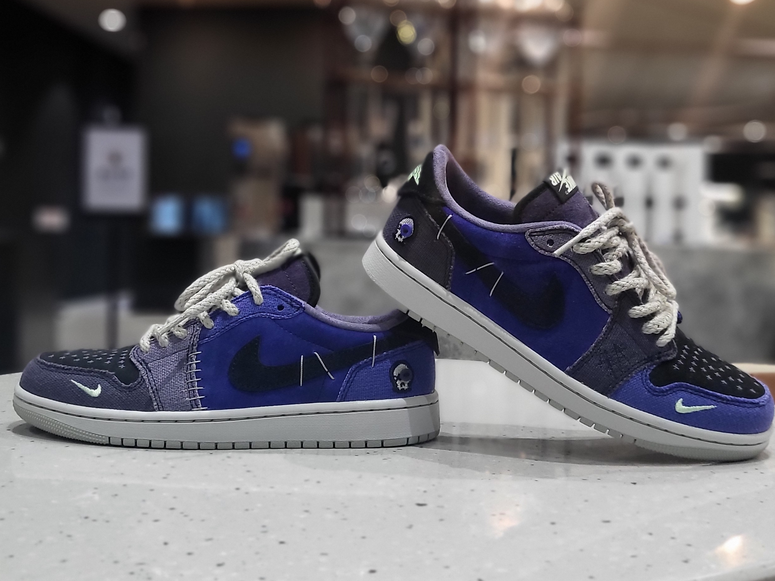 Jordan 1 x Zion Williamson Retro Low OG Regency Purple and Dark Raisin 착용 스타일 - 3