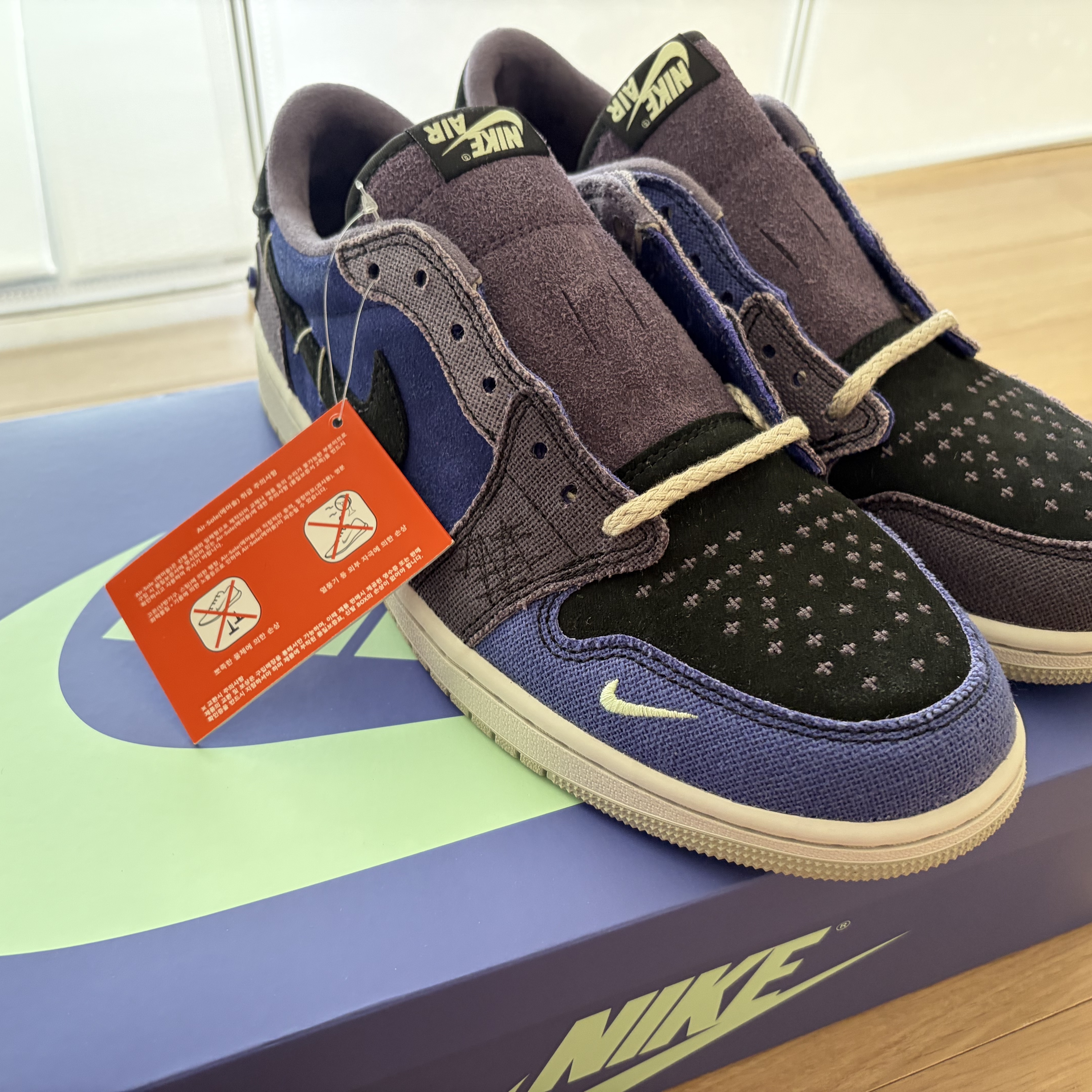 Jordan 1 x Zion Williamson Retro Low OG Regency Purple and Dark Raisin 착용 스타일 - 2