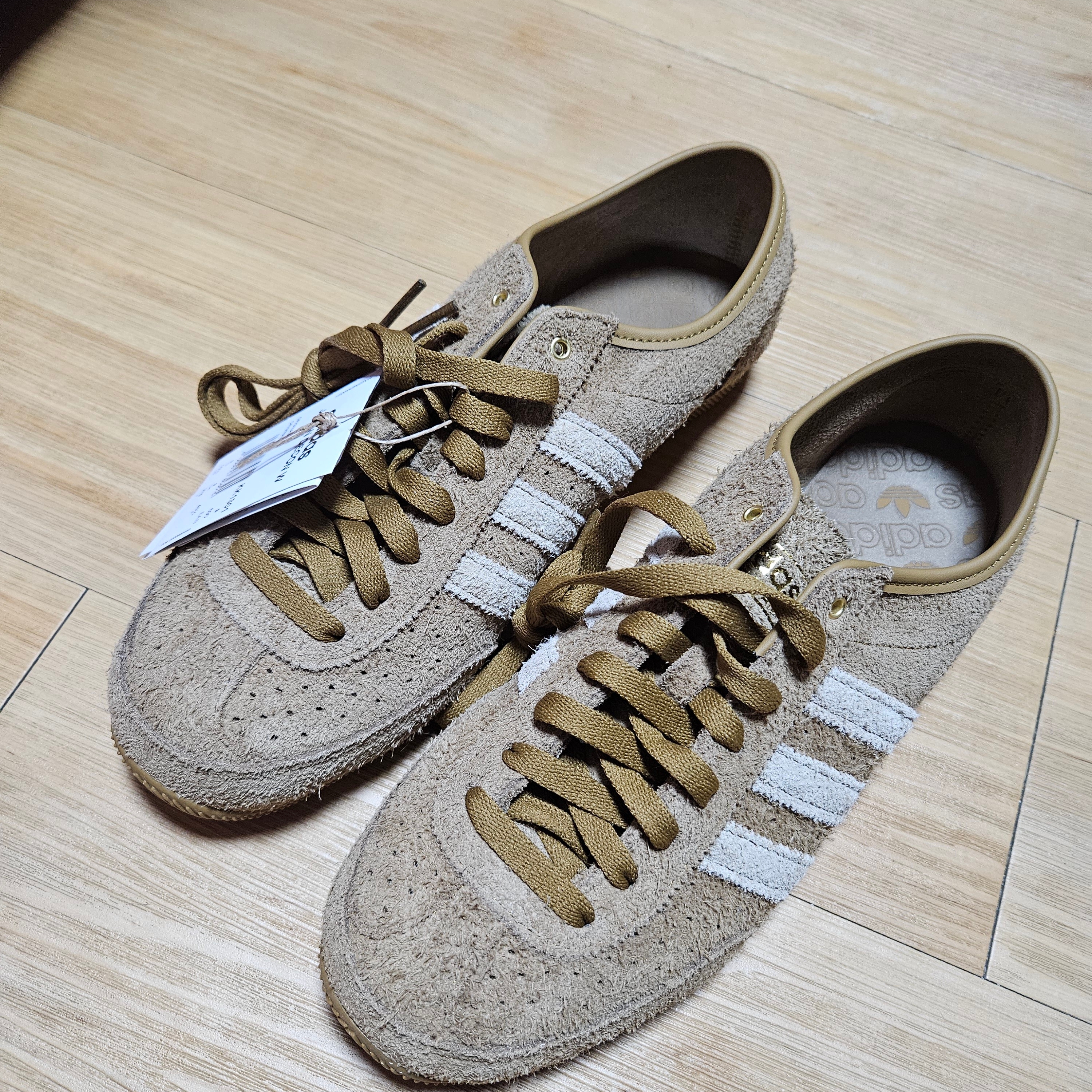 (W) Adidas Japan Decon Bronze Strata Brown Desert 착용 스타일